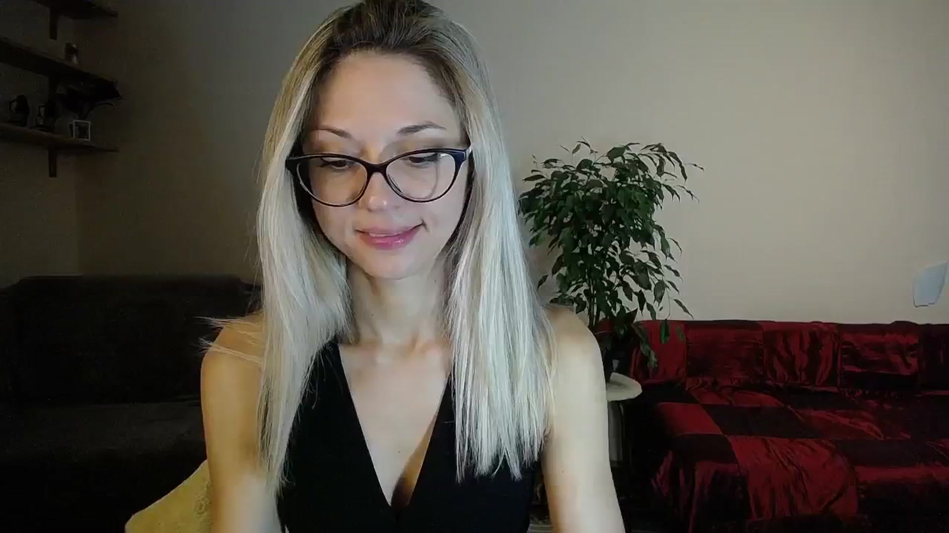 Gallery image thumbnail from Sunshine_alis's myfreecams stream on, 09/10/2024, 13:48 image 12 of 20