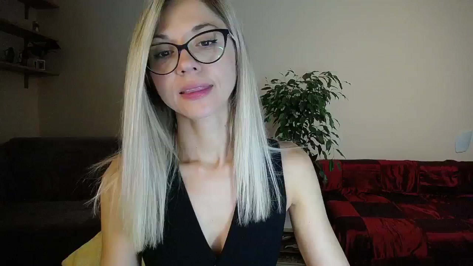 Gallery image thumbnail from Sunshine_alis's myfreecams stream on, 09/10/2024, 13:48 image 2 of 20
