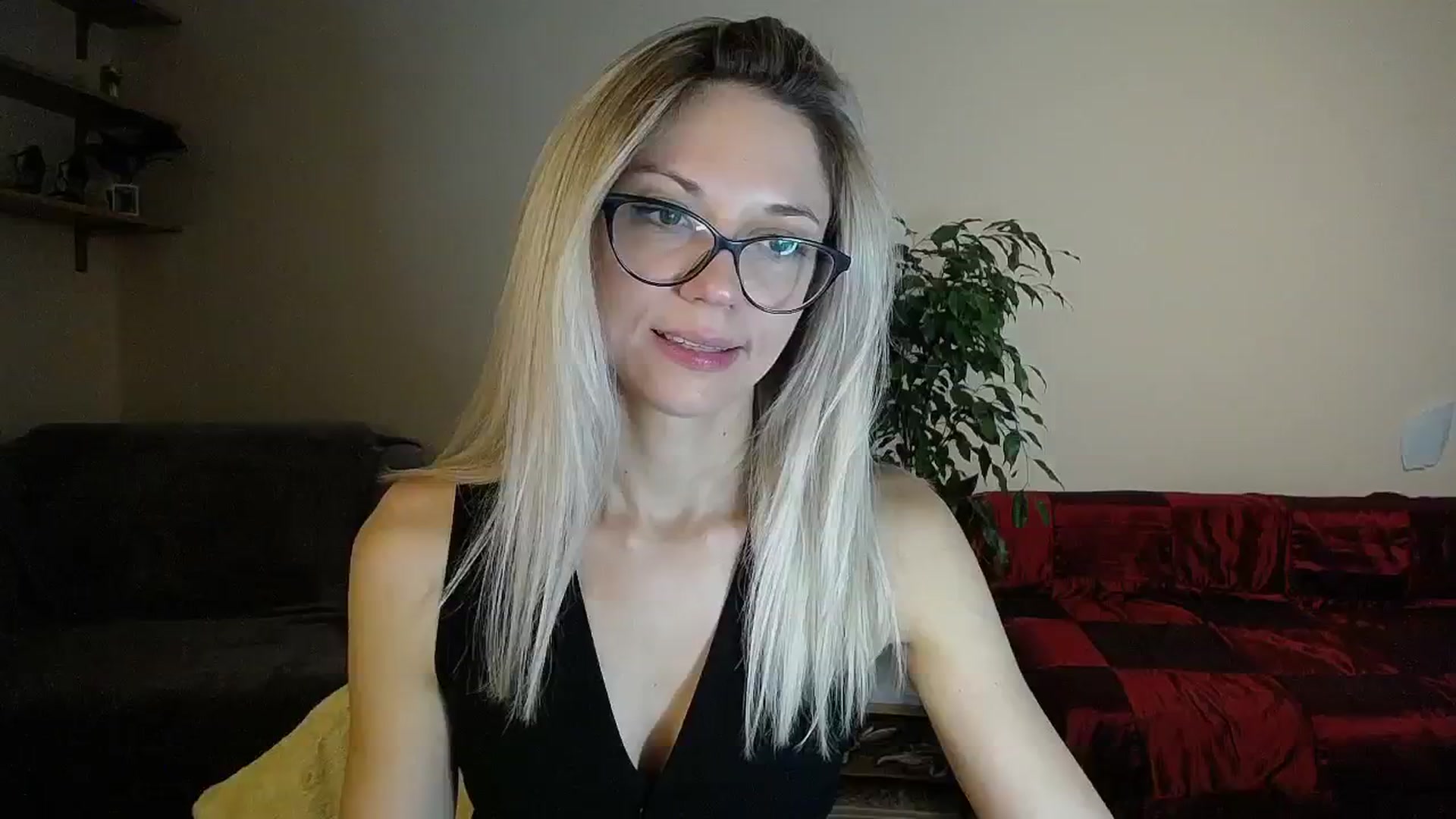 Gallery image thumbnail from Sunshine_alis's myfreecams stream on, 09/10/2024, 13:48 image 11 of 20
