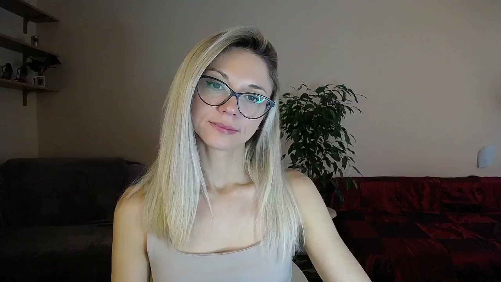 Gallery image thumbnail from Sunshine_alis's myfreecams stream on, 09/11/2024, 14:44 image 1 of 20