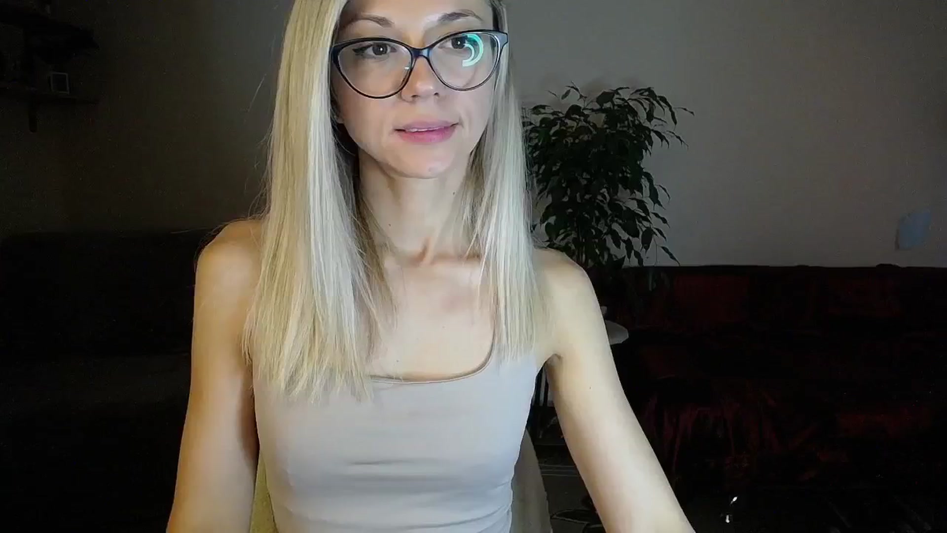 Gallery image thumbnail from Sunshine_alis's myfreecams stream on, 09/11/2024, 14:44 image 12 of 20