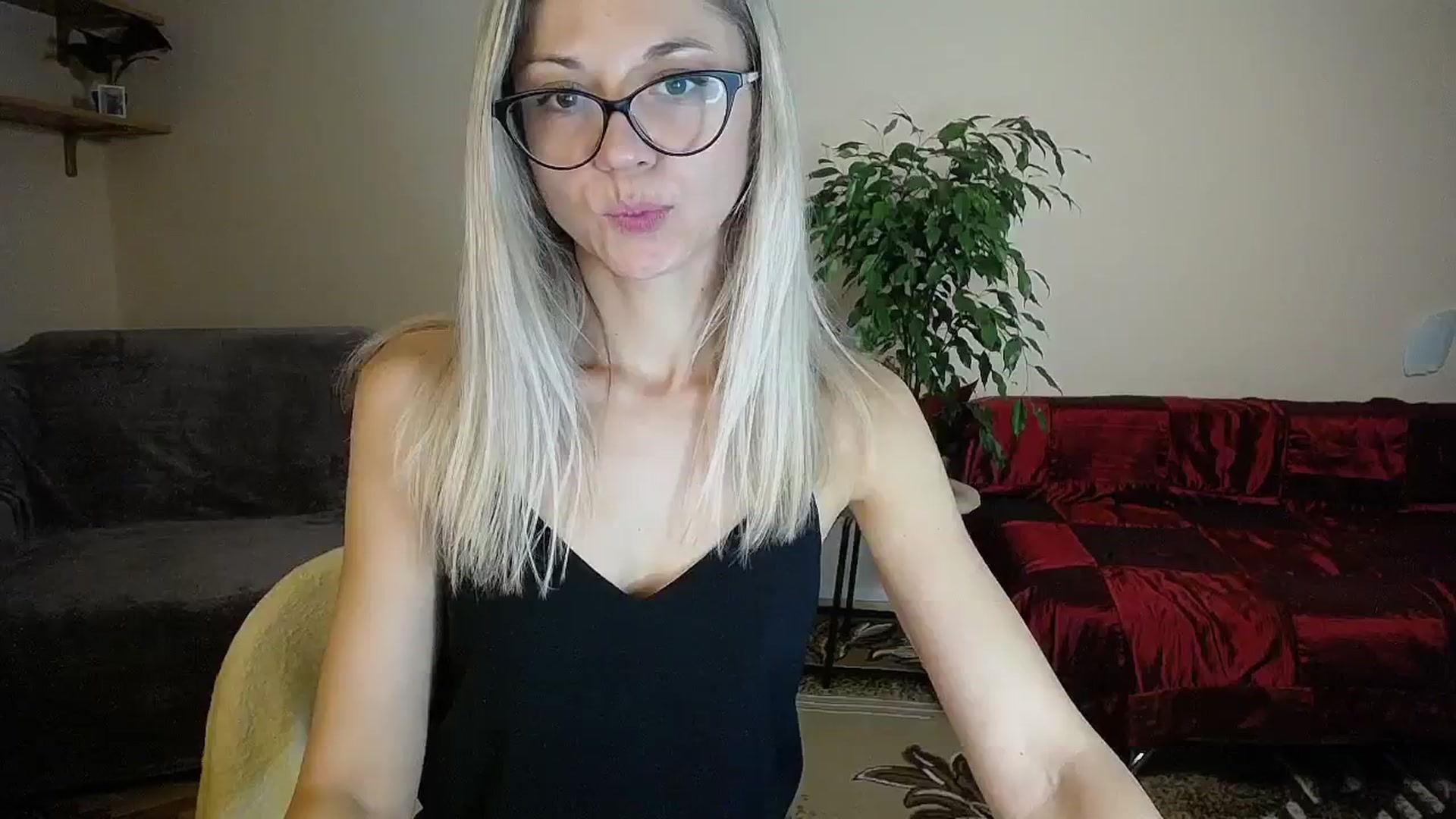 Gallery image thumbnail from Sunshine_alis's myfreecams stream on, 09/12/2024, 14:27 image 17 of 20