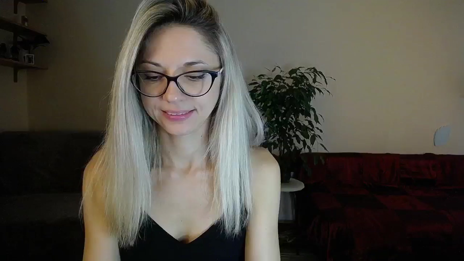 Gallery image thumbnail from Sunshine_alis's myfreecams stream on, 09/13/2024, 12:20 image 13 of 20
