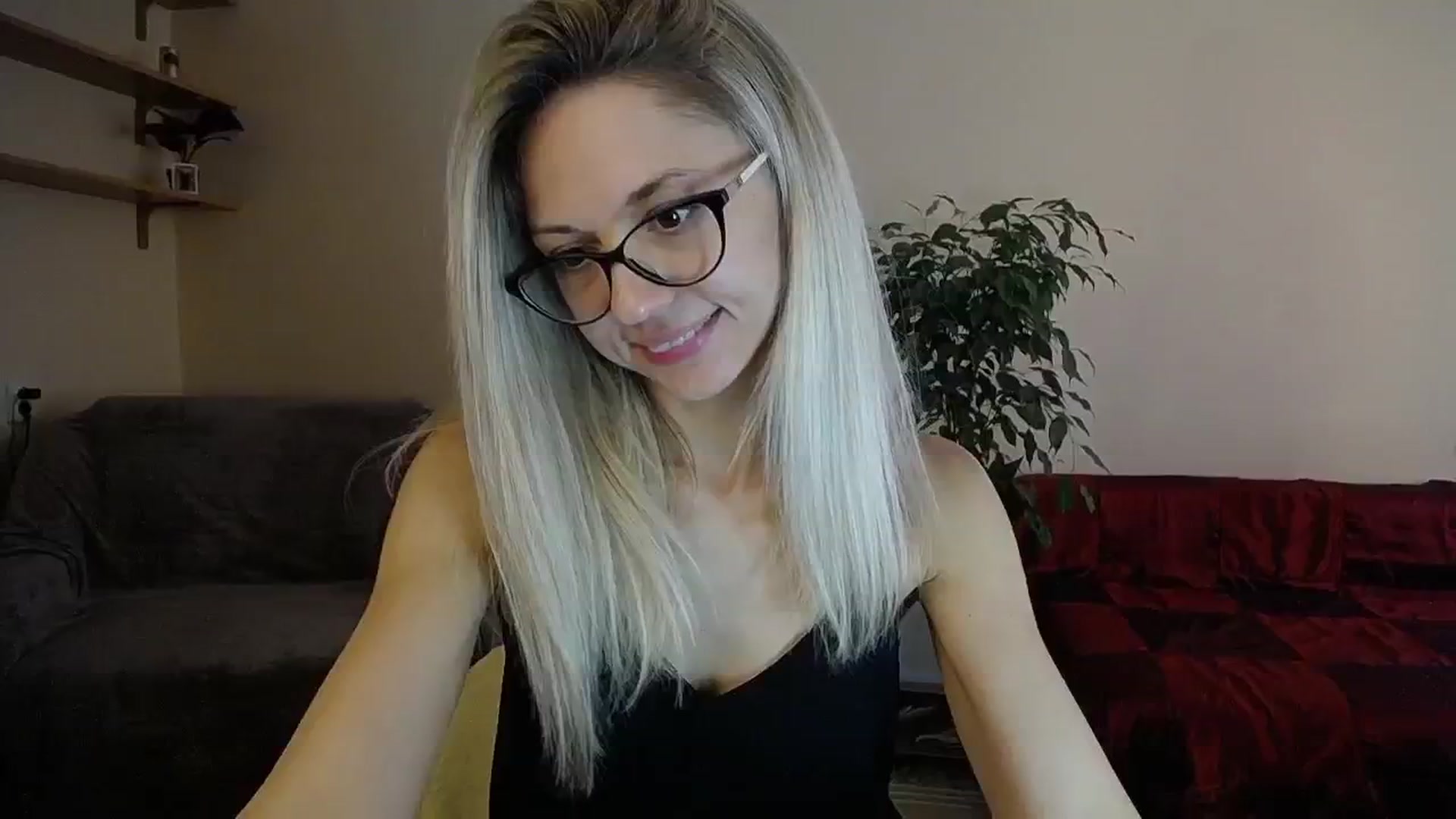 Gallery image thumbnail from Sunshine_alis's myfreecams stream on, 09/13/2024, 12:20 image 18 of 20