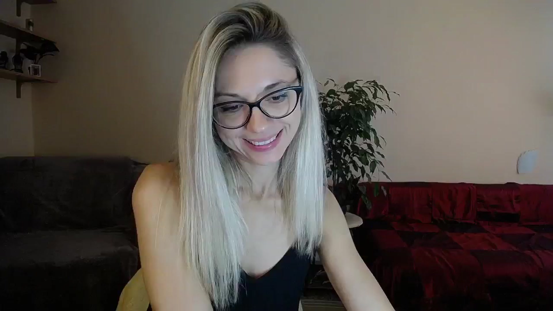 Gallery image thumbnail from Sunshine_alis's myfreecams stream on, 09/13/2024, 12:20 image 12 of 20