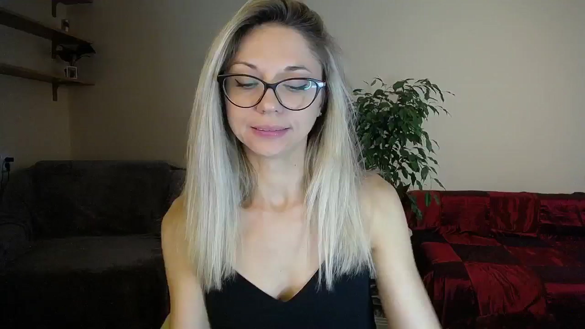 Gallery image thumbnail from Sunshine_alis's myfreecams stream on, 09/13/2024, 12:50 image 17 of 20