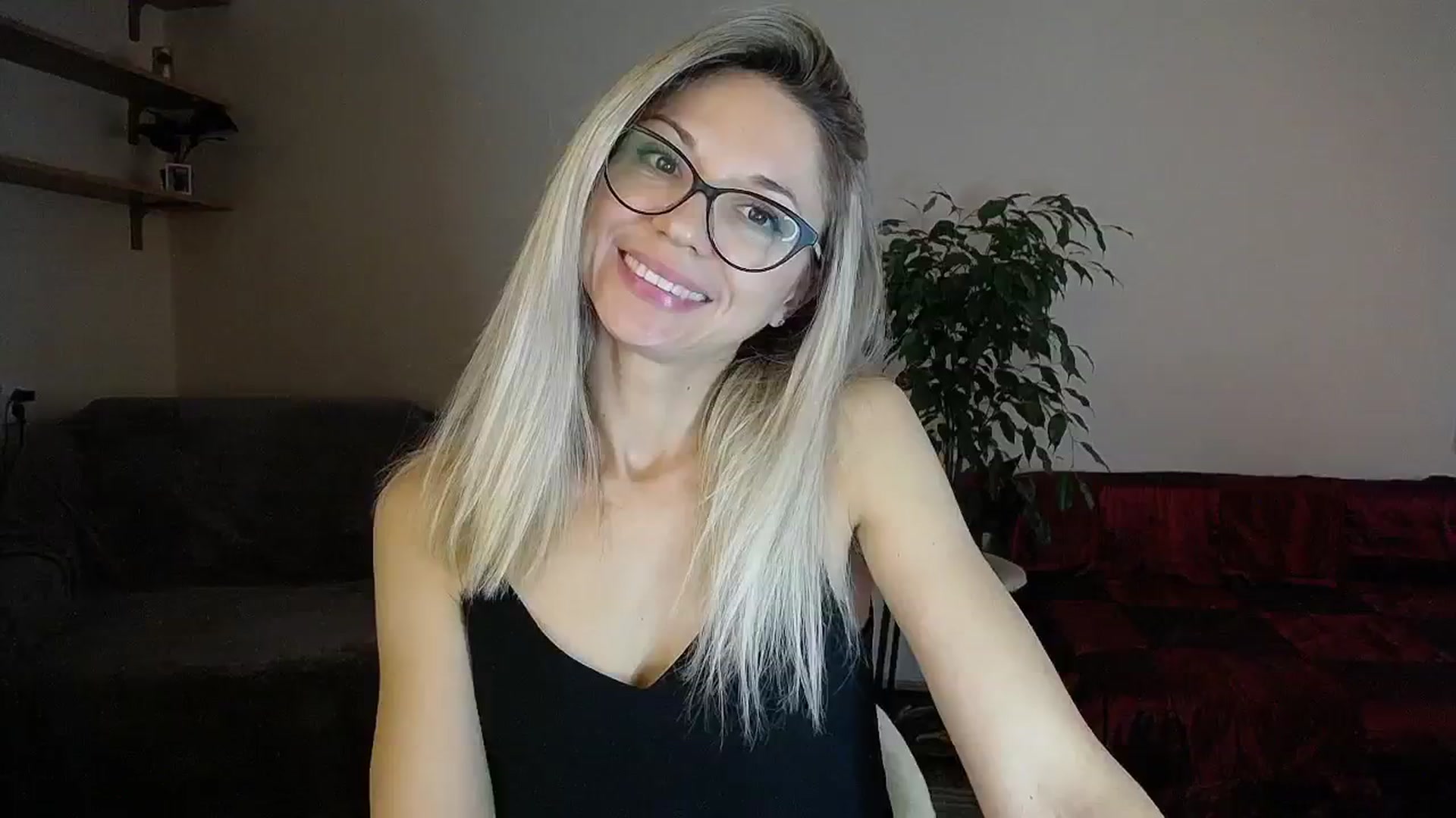 Gallery image thumbnail from Sunshine_alis's myfreecams stream on, 09/13/2024, 12:50 image 9 of 20