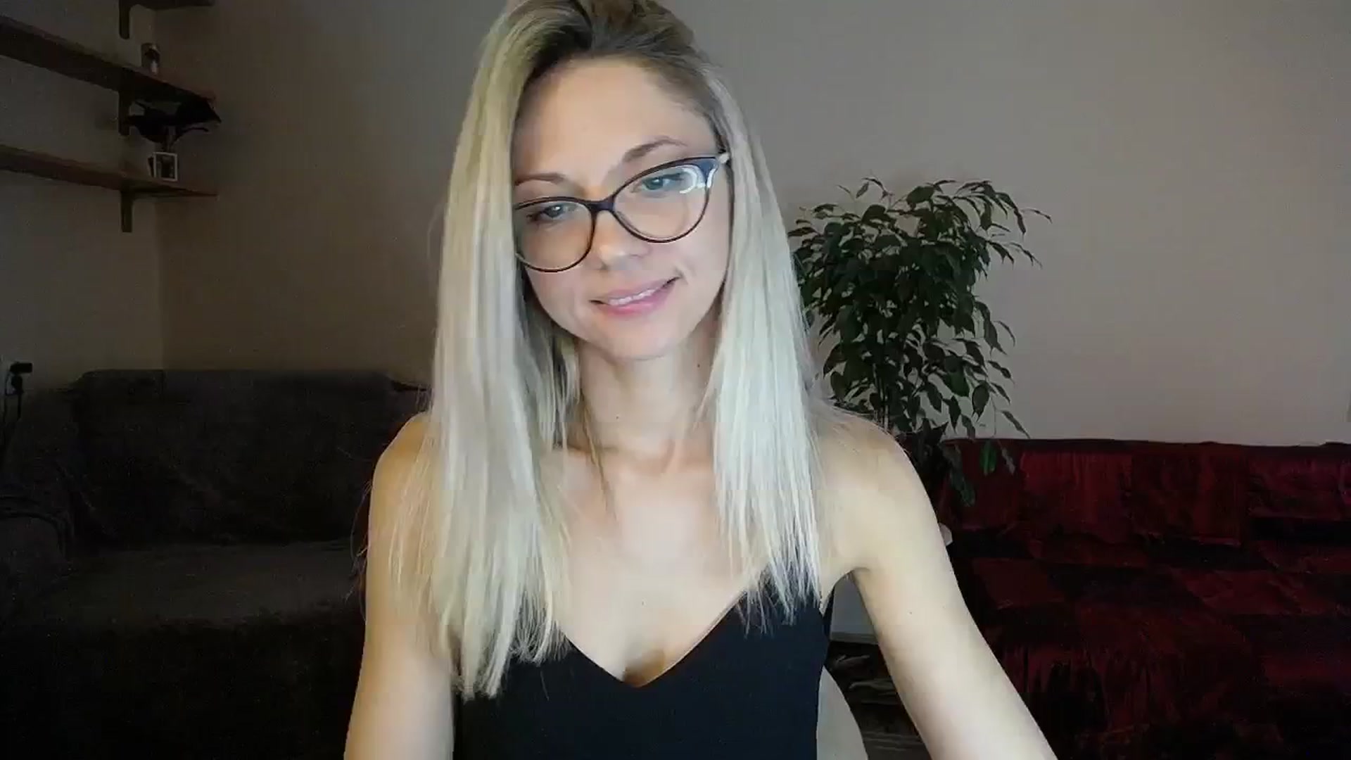 Gallery image thumbnail from Sunshine_alis's myfreecams stream on, 09/13/2024, 12:50 image 10 of 20