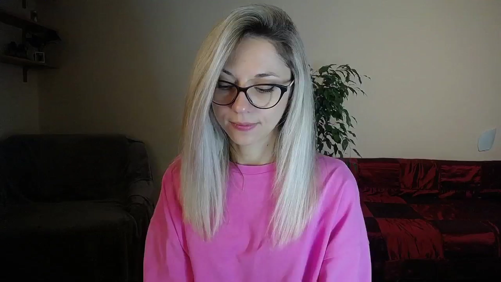 Gallery image thumbnail from Sunshine_alis's myfreecams stream on, 09/15/2024, 14:28 image 18 of 20