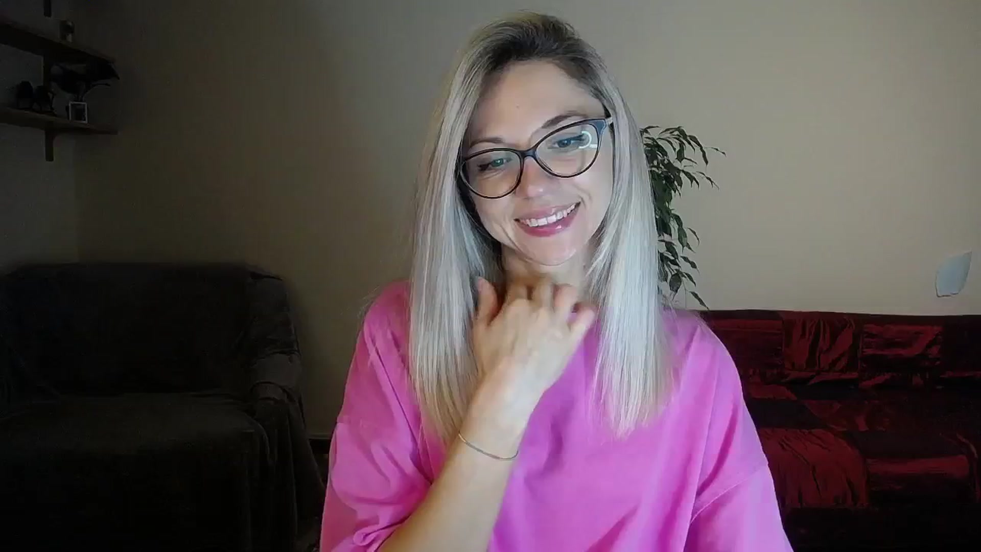 Gallery image thumbnail from Sunshine_alis's myfreecams stream on, 09/15/2024, 14:28 image 14 of 20