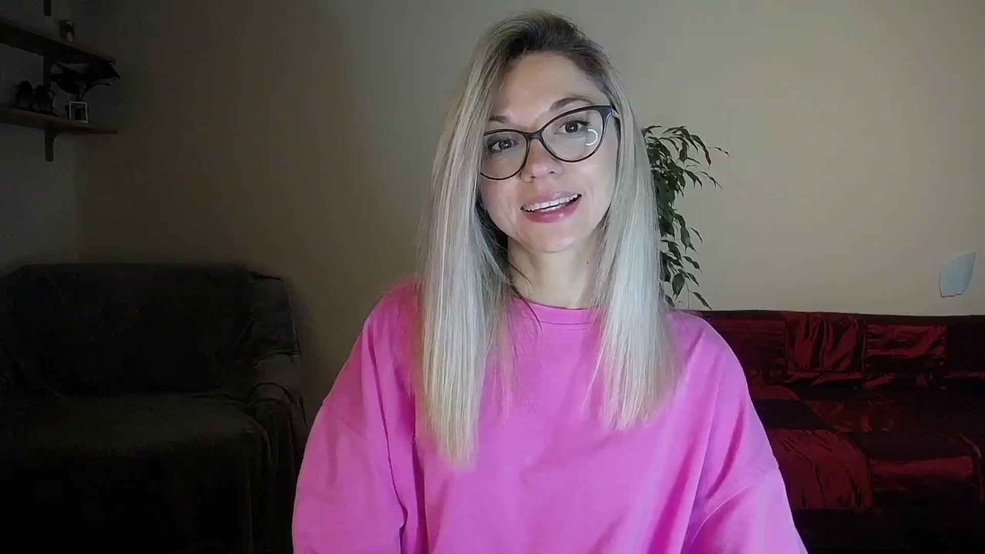 Gallery image thumbnail from Sunshine_alis's myfreecams stream on, 09/15/2024, 14:28 image 16 of 20