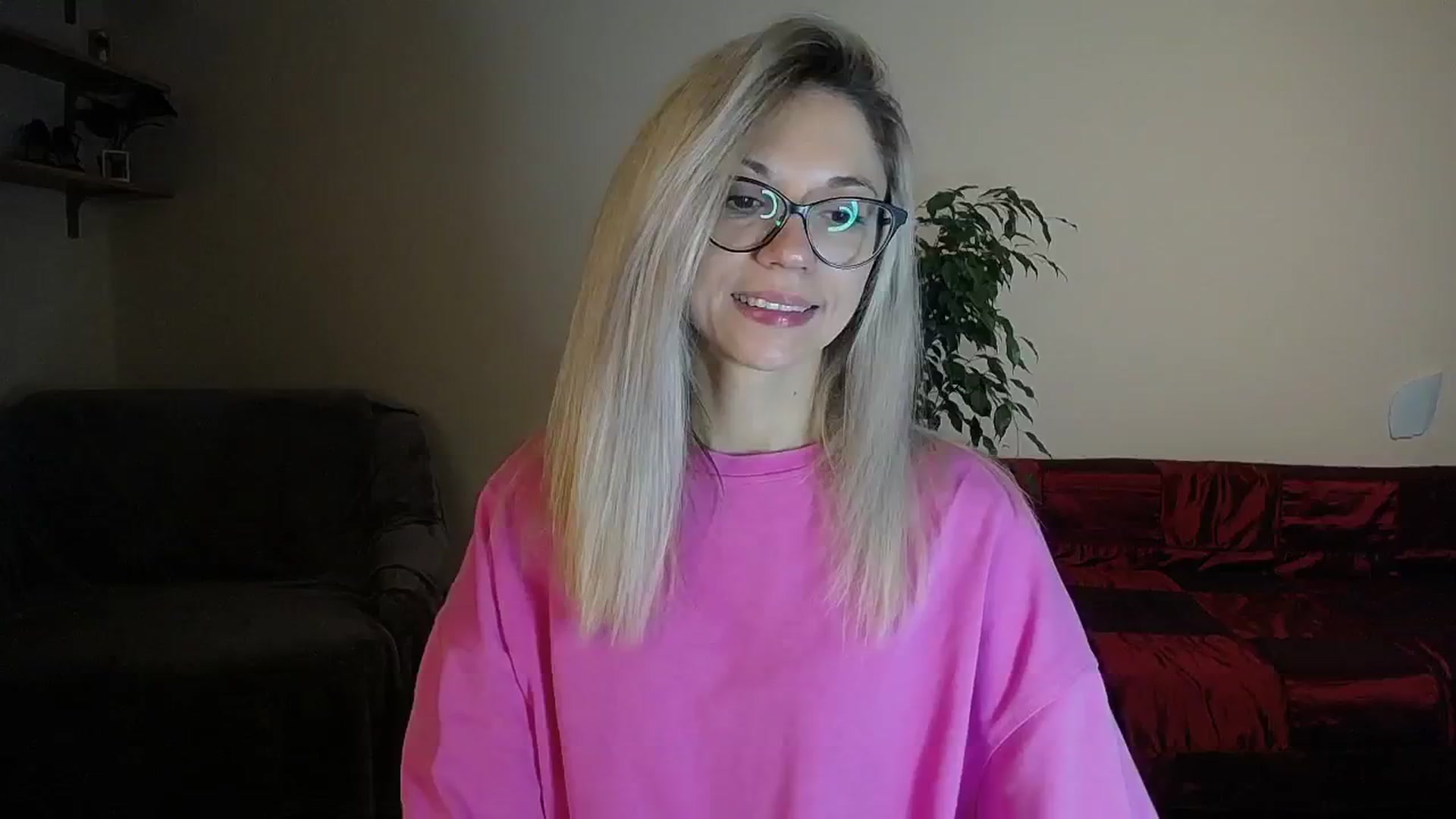 Gallery image thumbnail from Sunshine_alis's myfreecams stream on, 09/15/2024, 14:28 image 12 of 20