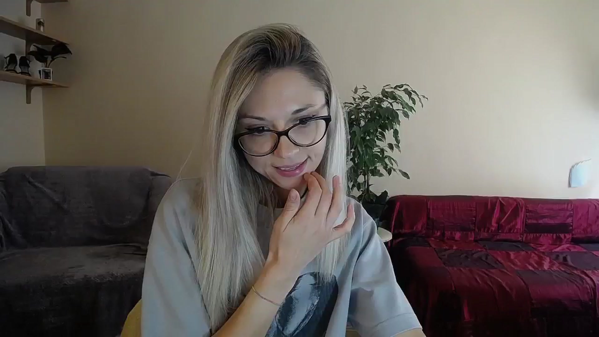 Gallery image thumbnail from Sunshine_alis's myfreecams stream on, 09/17/2024, 11:33 image 1 of 20