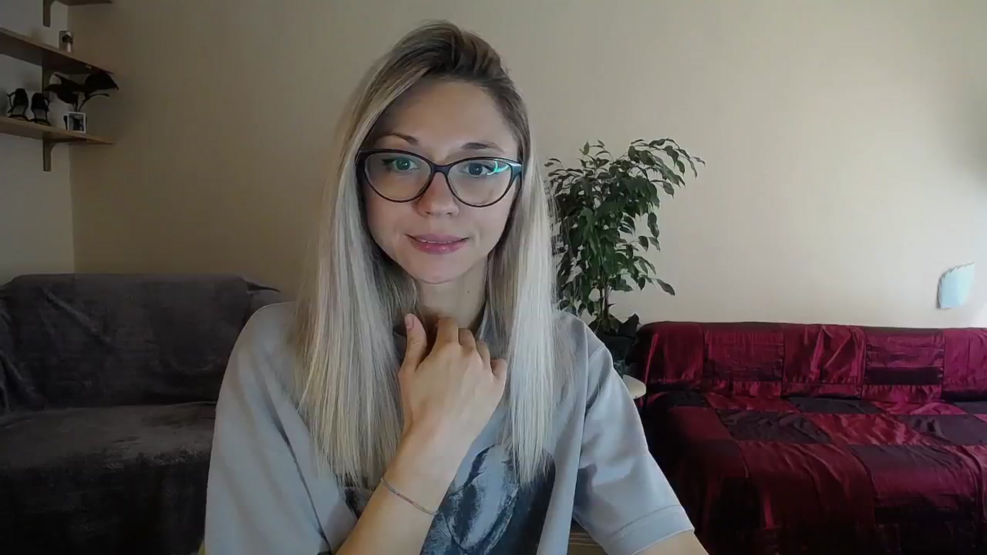 Gallery image thumbnail from Sunshine_alis's myfreecams stream on, 09/17/2024, 11:33 image 2 of 20