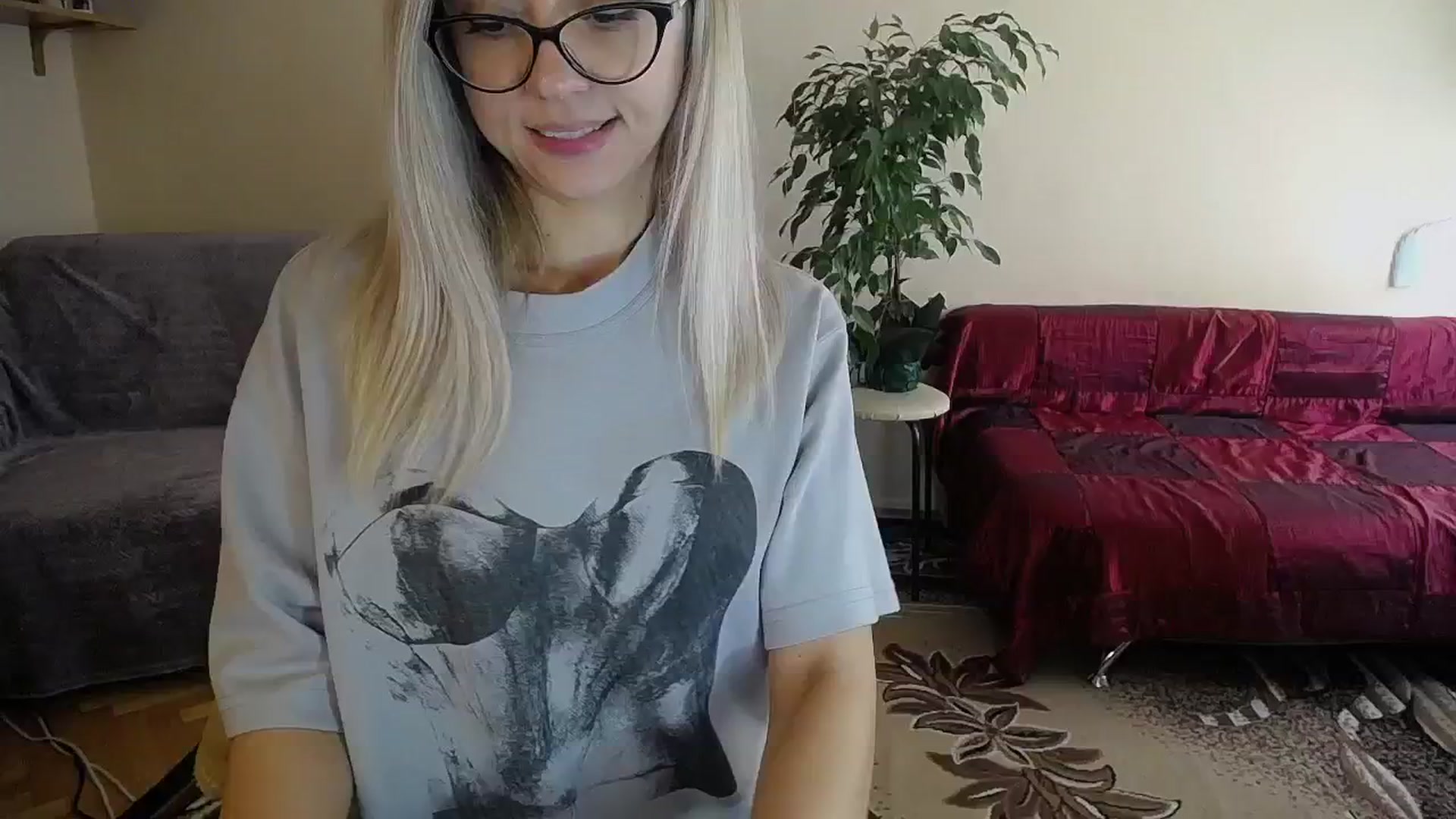 Gallery image thumbnail from Sunshine_alis's myfreecams stream on, 09/17/2024, 12:11 image 6 of 20