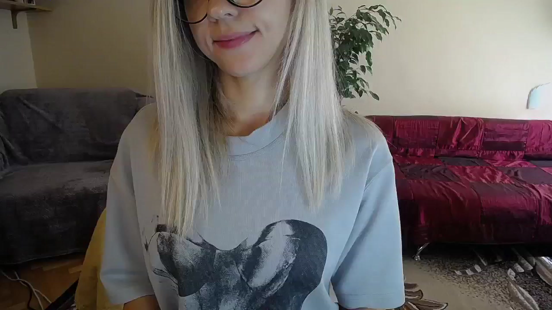 Gallery image thumbnail from Sunshine_alis's myfreecams stream on, 09/17/2024, 12:11 image 16 of 20