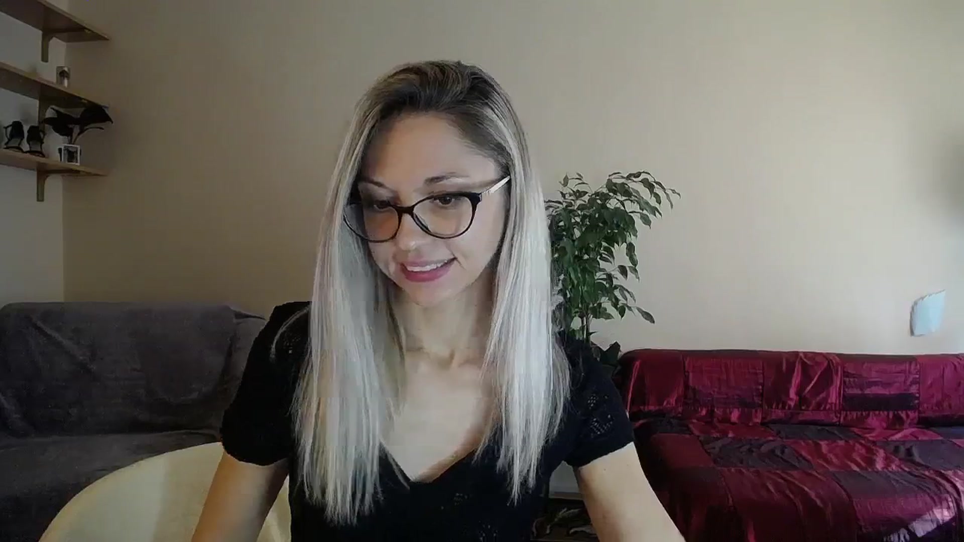 Gallery image thumbnail from Sunshine_alis's myfreecams stream on, 09/17/2024, 14:14 image 16 of 20