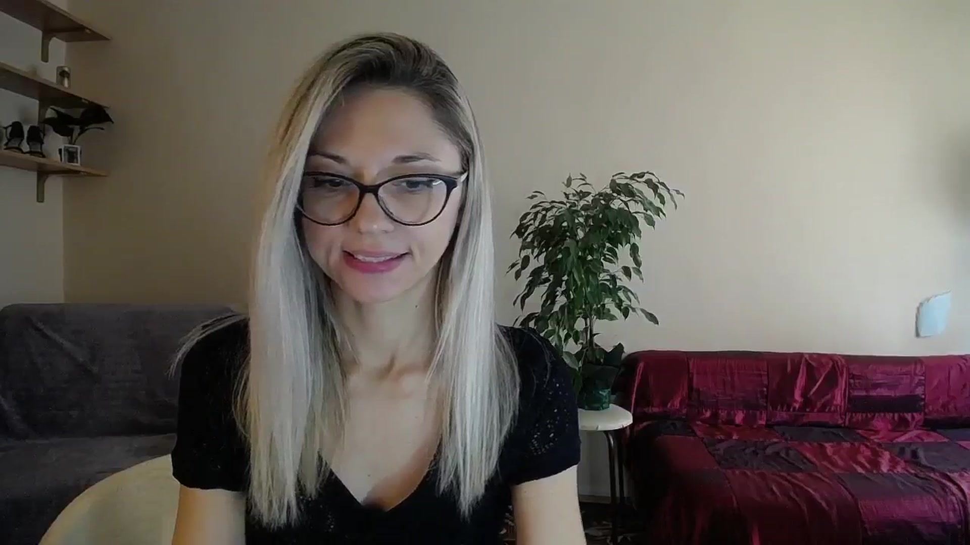 Gallery image thumbnail from Sunshine_alis's myfreecams stream on, 09/17/2024, 14:14 image 9 of 20