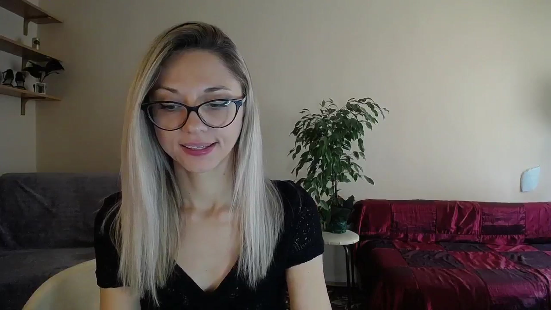 Gallery image thumbnail from Sunshine_alis's myfreecams stream on, 09/17/2024, 14:14 image 11 of 20
