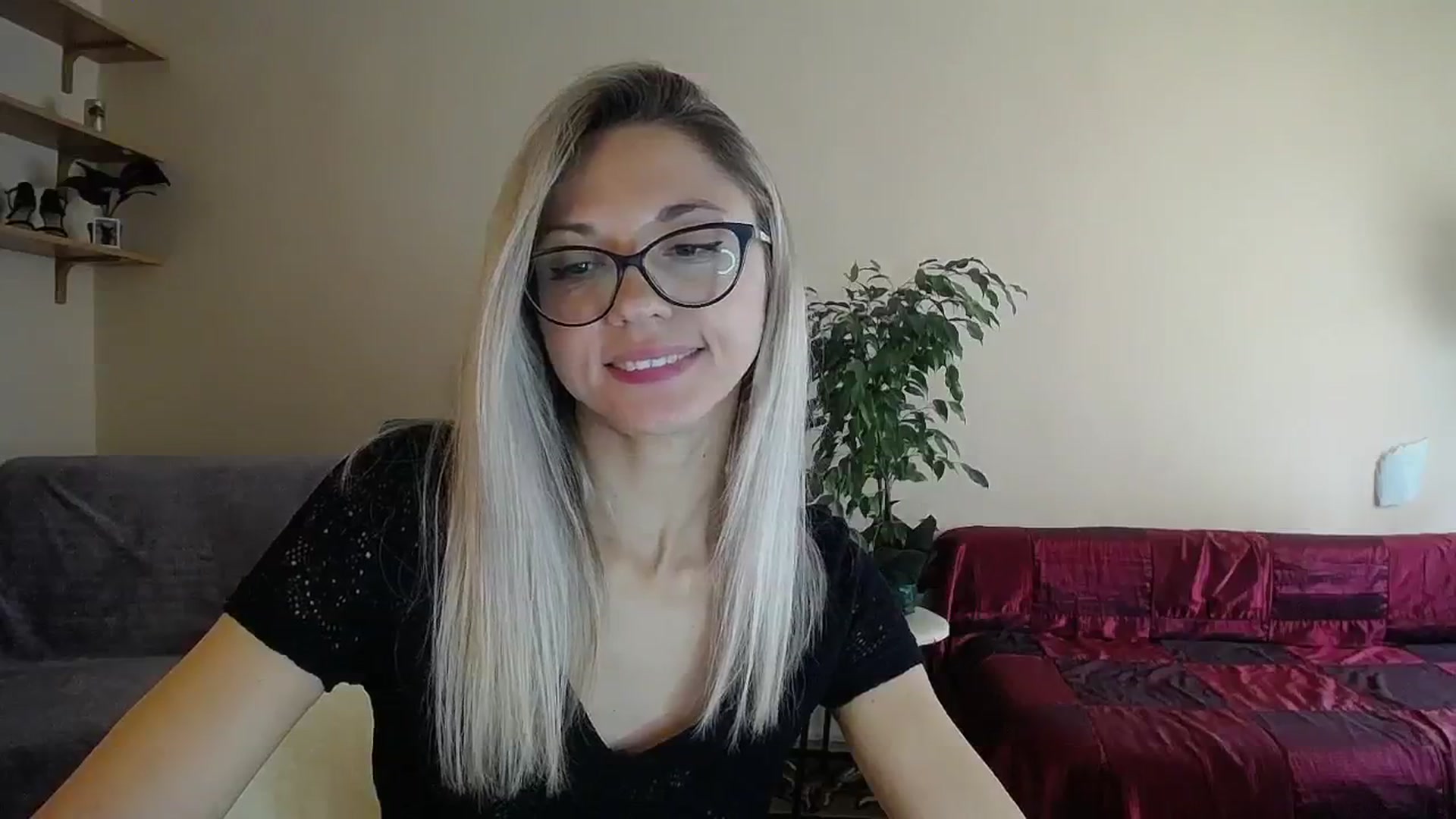 Gallery image thumbnail from Sunshine_alis's myfreecams stream on, 09/17/2024, 14:14 image 6 of 20