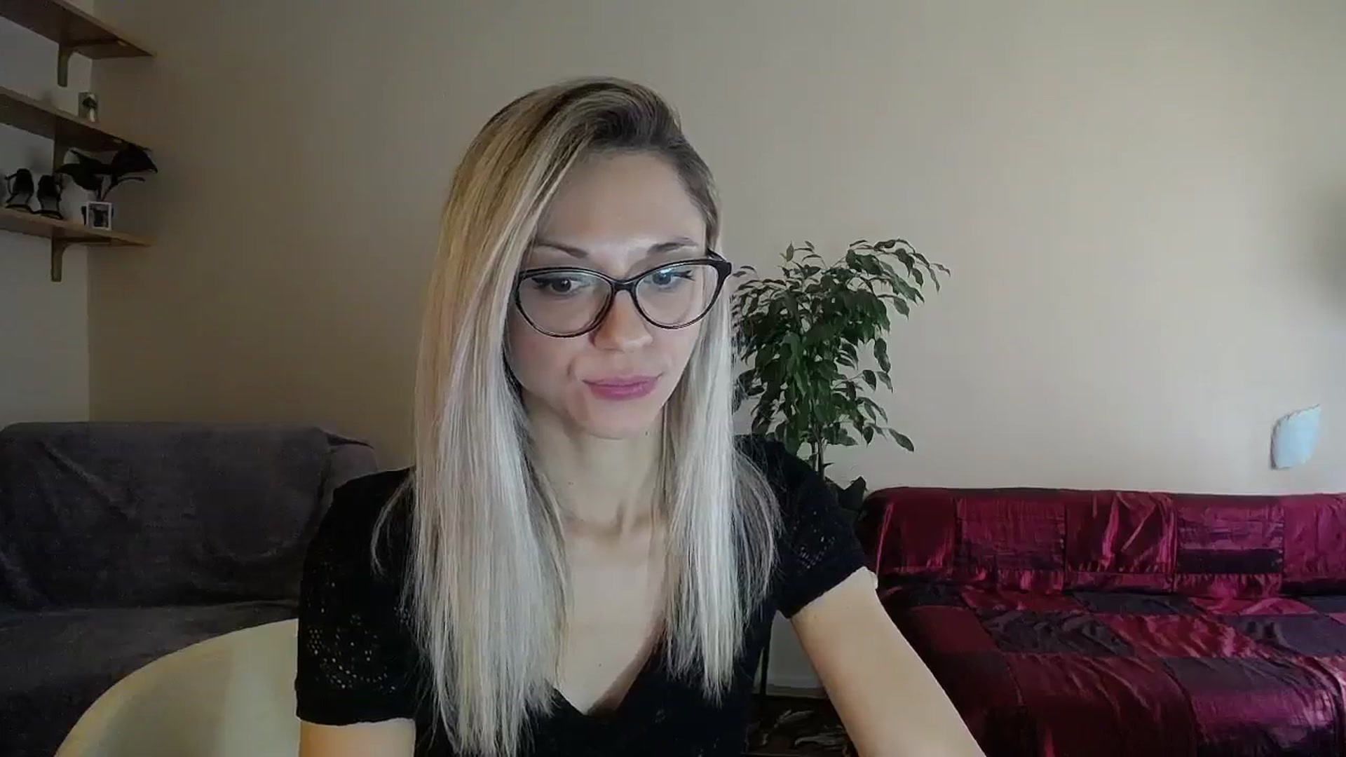 Gallery image thumbnail from Sunshine_alis's myfreecams stream on, 09/17/2024, 14:14 image 14 of 20