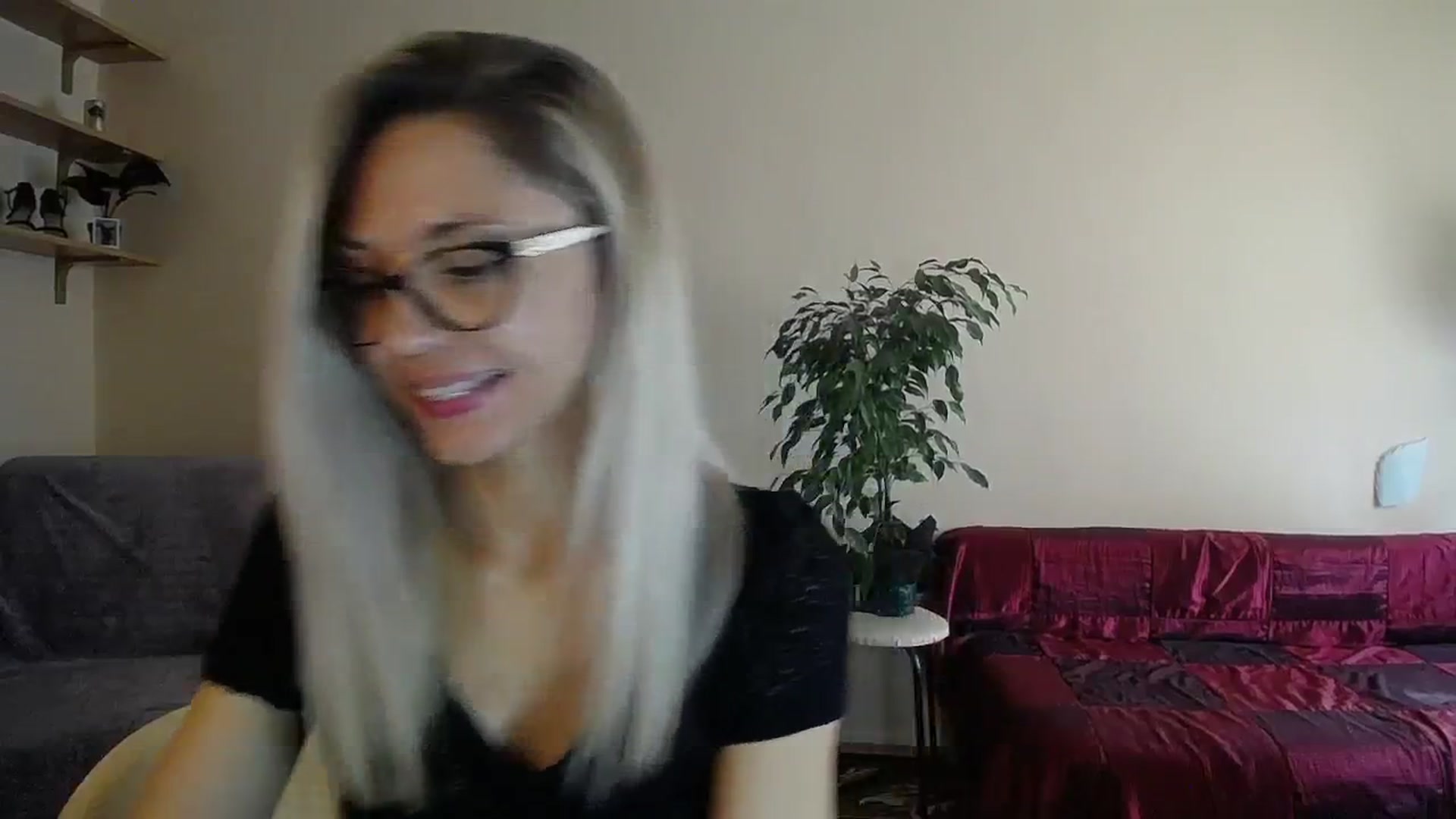 Gallery image thumbnail from Sunshine_alis's myfreecams stream on, 09/17/2024, 14:14 image 4 of 20