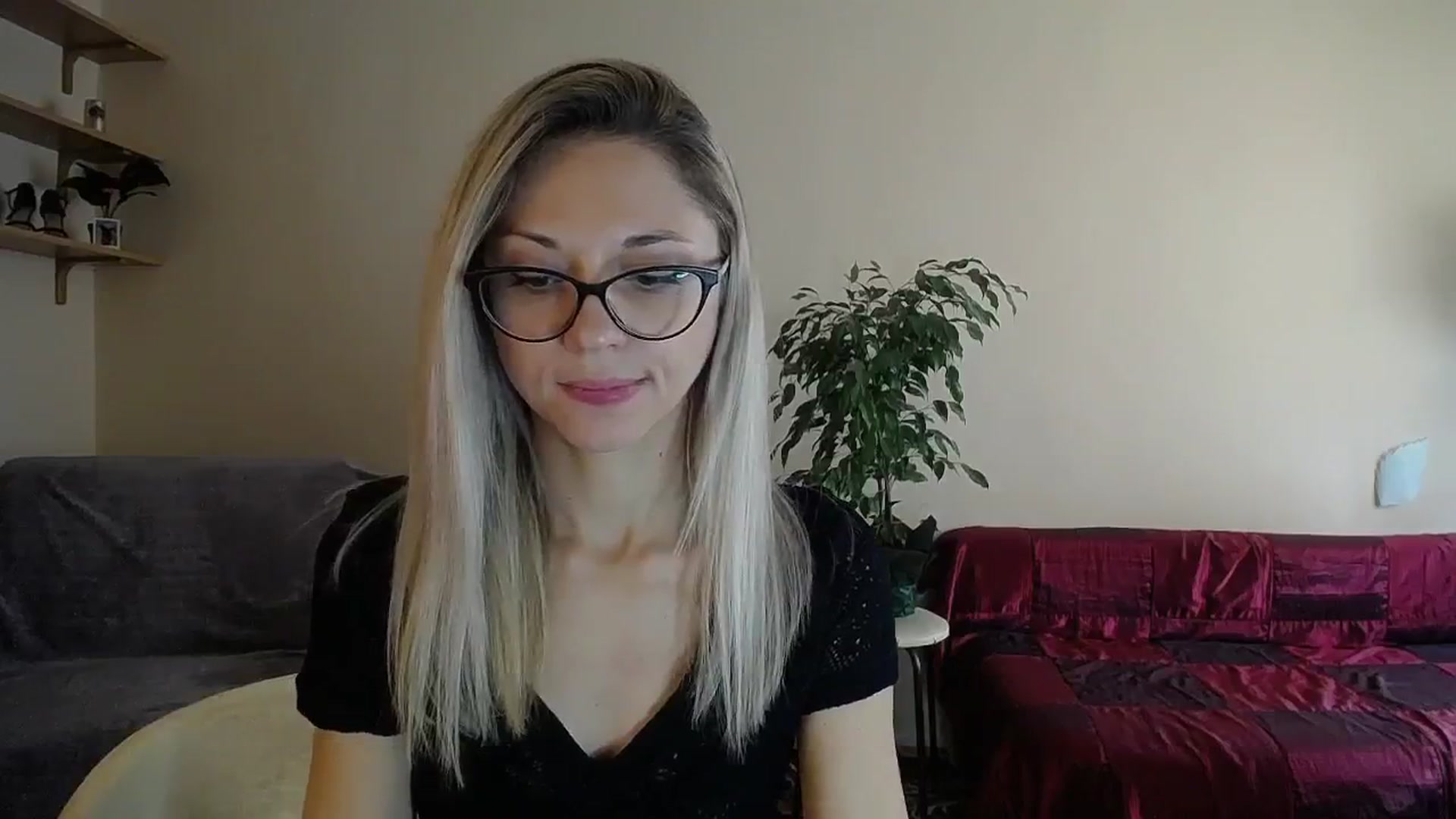 Gallery image thumbnail from Sunshine_alis's myfreecams stream on, 09/17/2024, 14:14 image 10 of 20