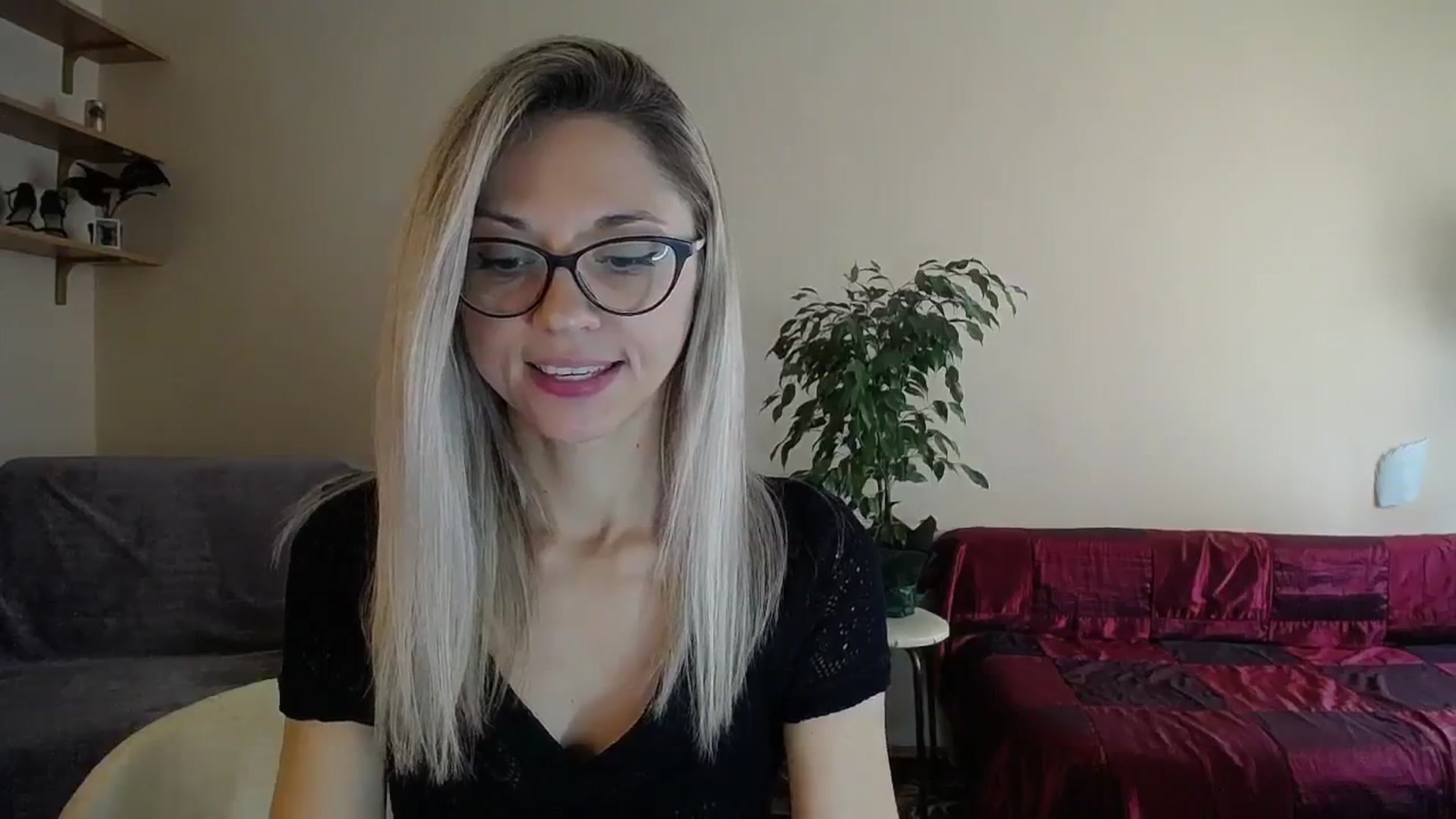 Gallery image thumbnail from Sunshine_alis's myfreecams stream on, 09/17/2024, 14:14 image 8 of 20