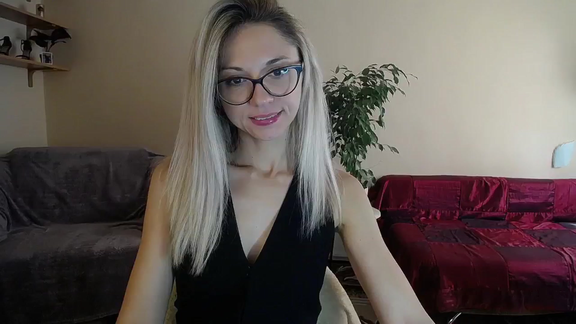 Gallery image thumbnail from Sunshine_alis's myfreecams stream on, 09/18/2024, 14:04 image 2 of 20