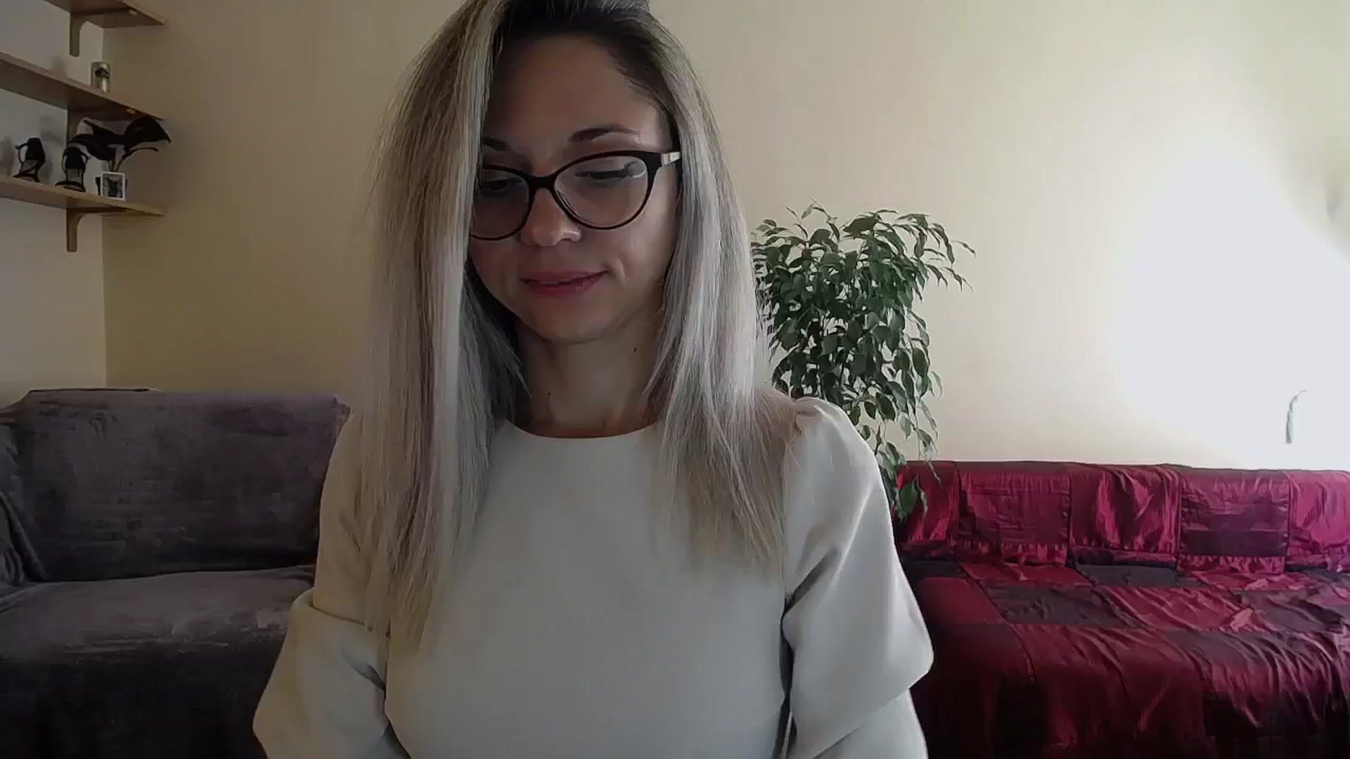 Gallery image thumbnail from Sunshine_alis's myfreecams stream on, 09/22/2024, 11:06 image 7 of 20