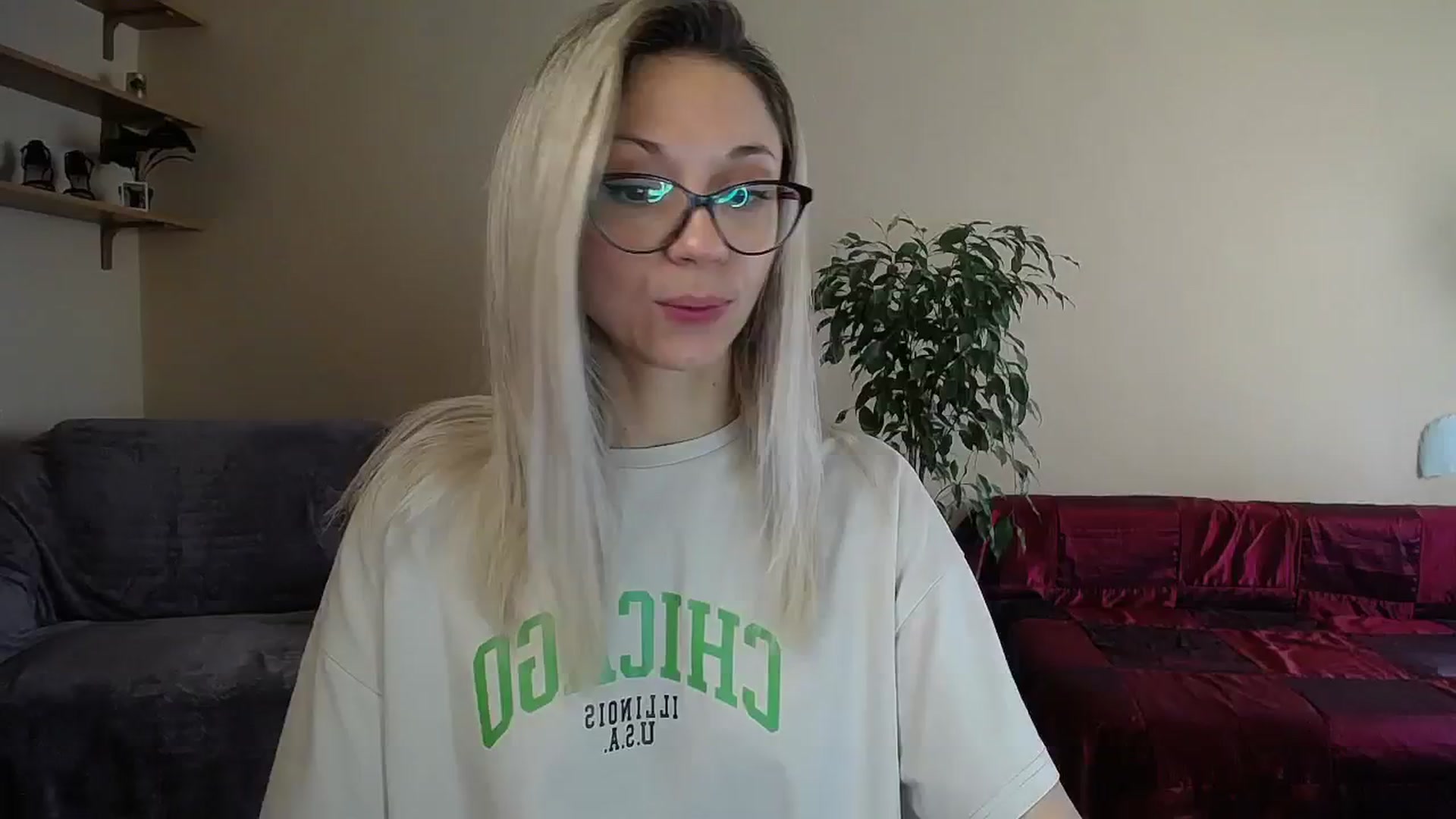 Gallery image thumbnail from Sunshine_alis's myfreecams stream on, 09/24/2024, 14:23 image 15 of 20