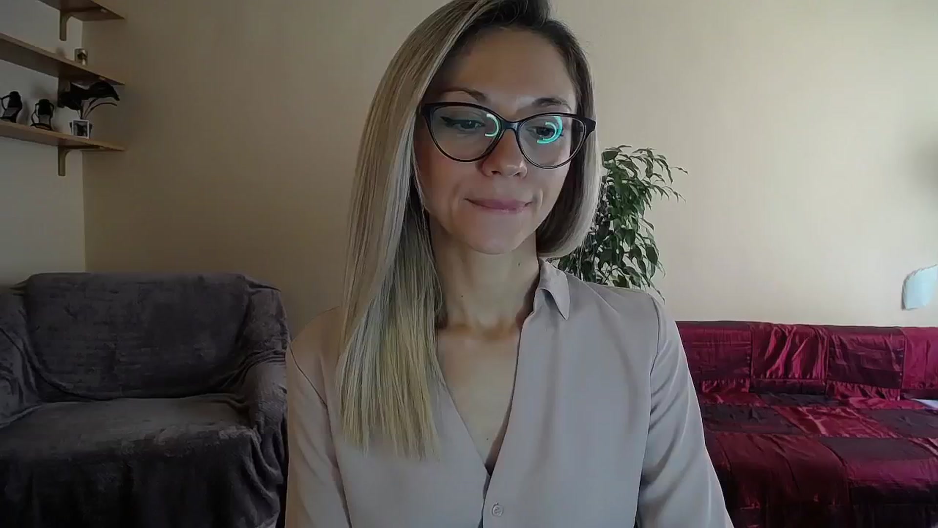 Gallery image thumbnail from Sunshine_alis's myfreecams stream on, 09/28/2024, 13:02 image 14 of 20