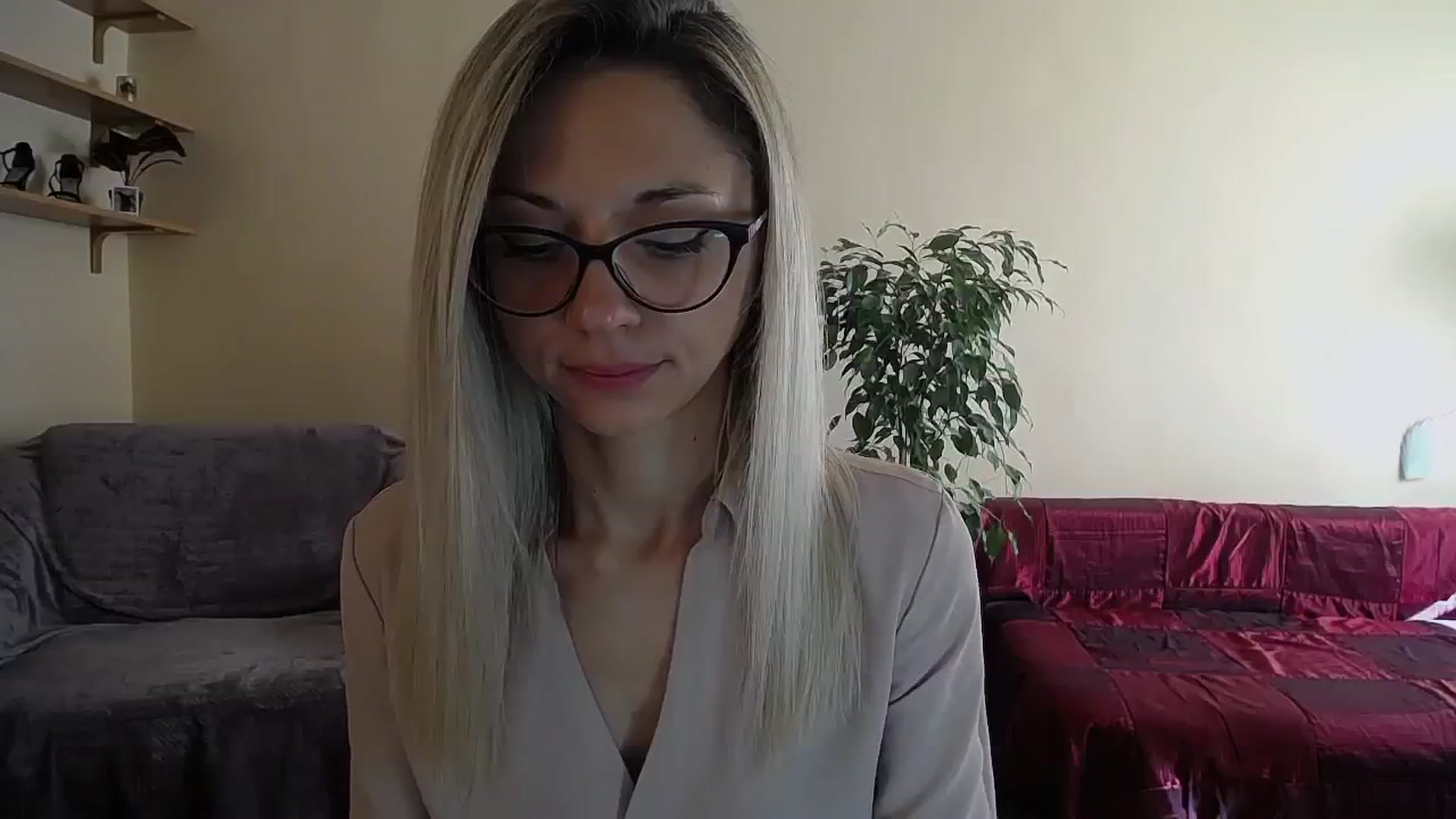 Gallery image thumbnail from Sunshine_alis's myfreecams stream on, 09/28/2024, 13:02 image 2 of 20