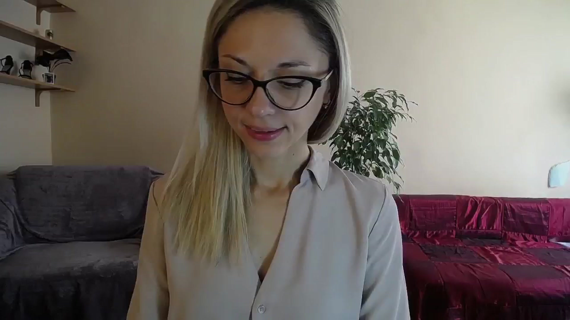 Gallery image thumbnail from Sunshine_alis's myfreecams stream on, 09/28/2024, 13:02 image 12 of 20