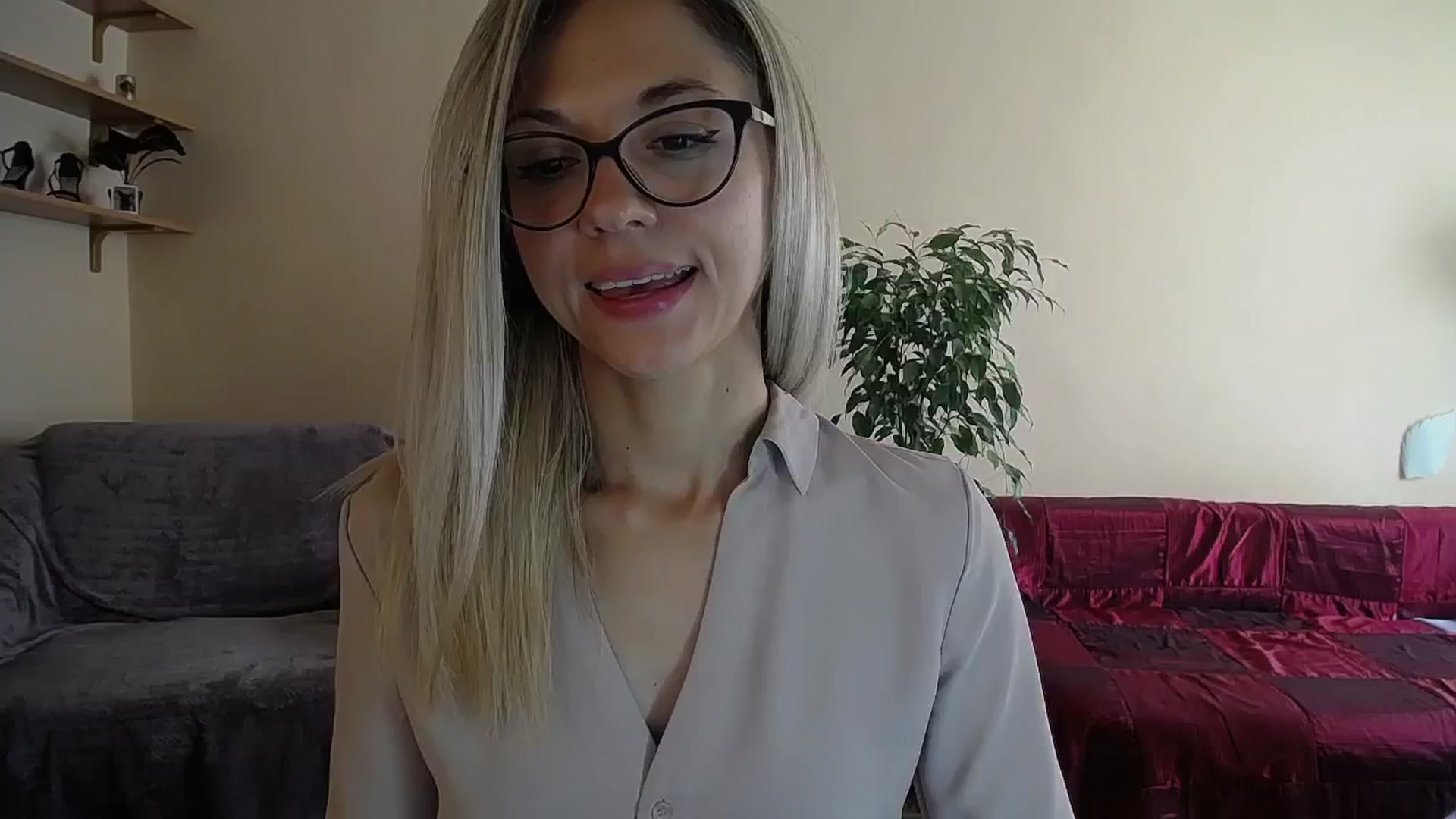Gallery image thumbnail from Sunshine_alis's myfreecams stream on, 09/28/2024, 13:02 image 15 of 20