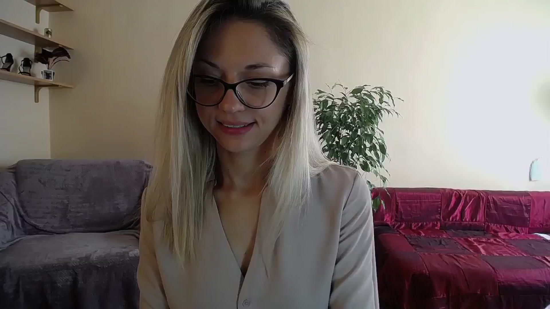 Gallery image thumbnail from Sunshine_alis's myfreecams stream on, 09/28/2024, 13:02 image 19 of 20