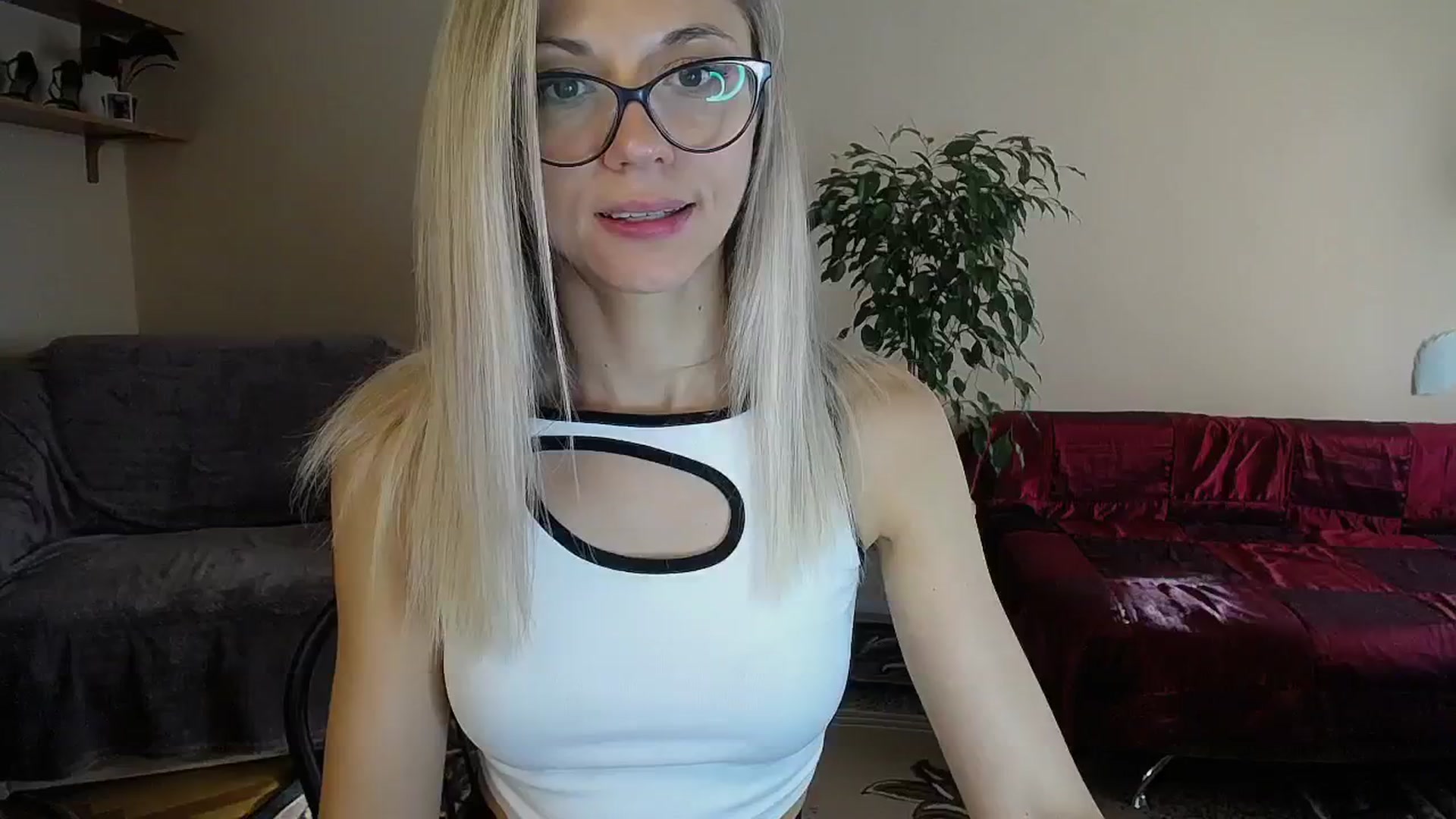 Gallery image thumbnail from Sunshine_alis's myfreecams stream on, 09/28/2024, 14:48 image 15 of 20