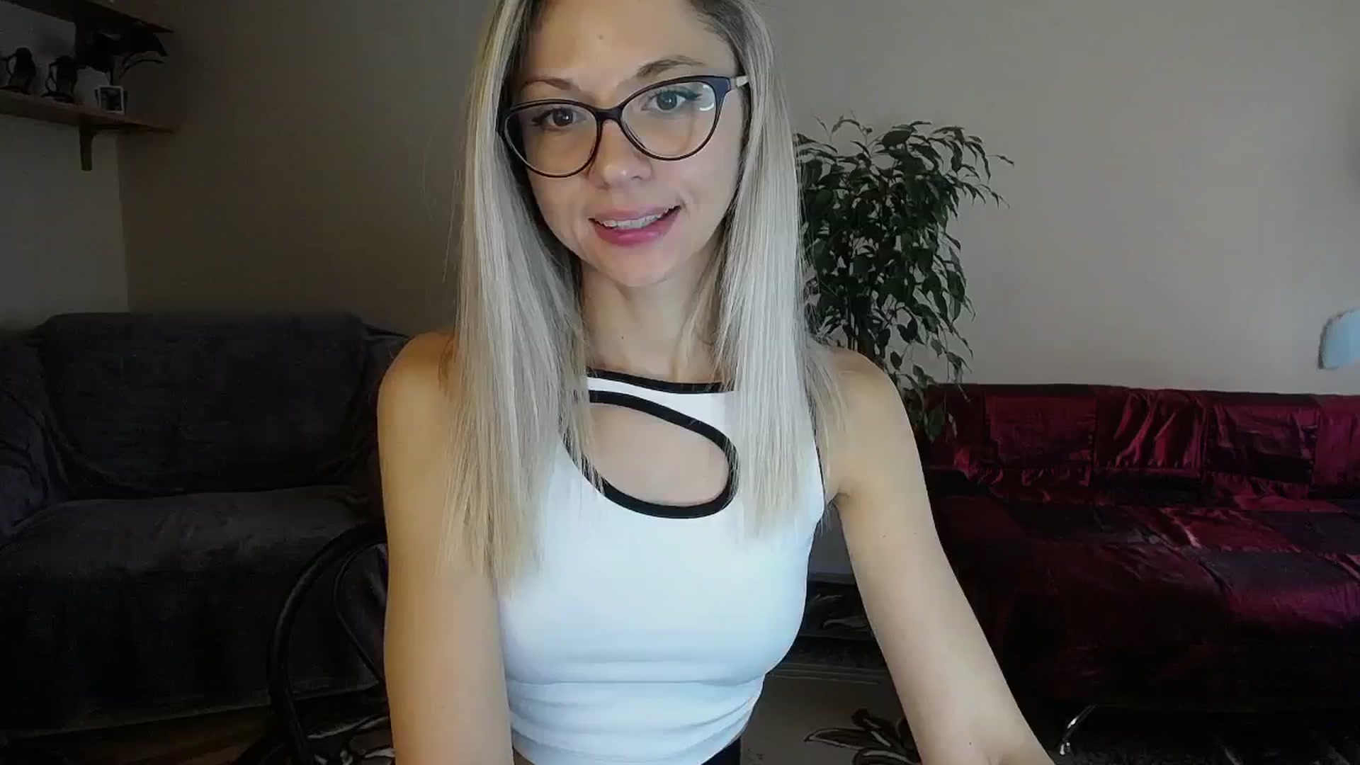 Gallery image thumbnail from Sunshine_alis's myfreecams stream on, 09/28/2024, 14:48 image 11 of 20