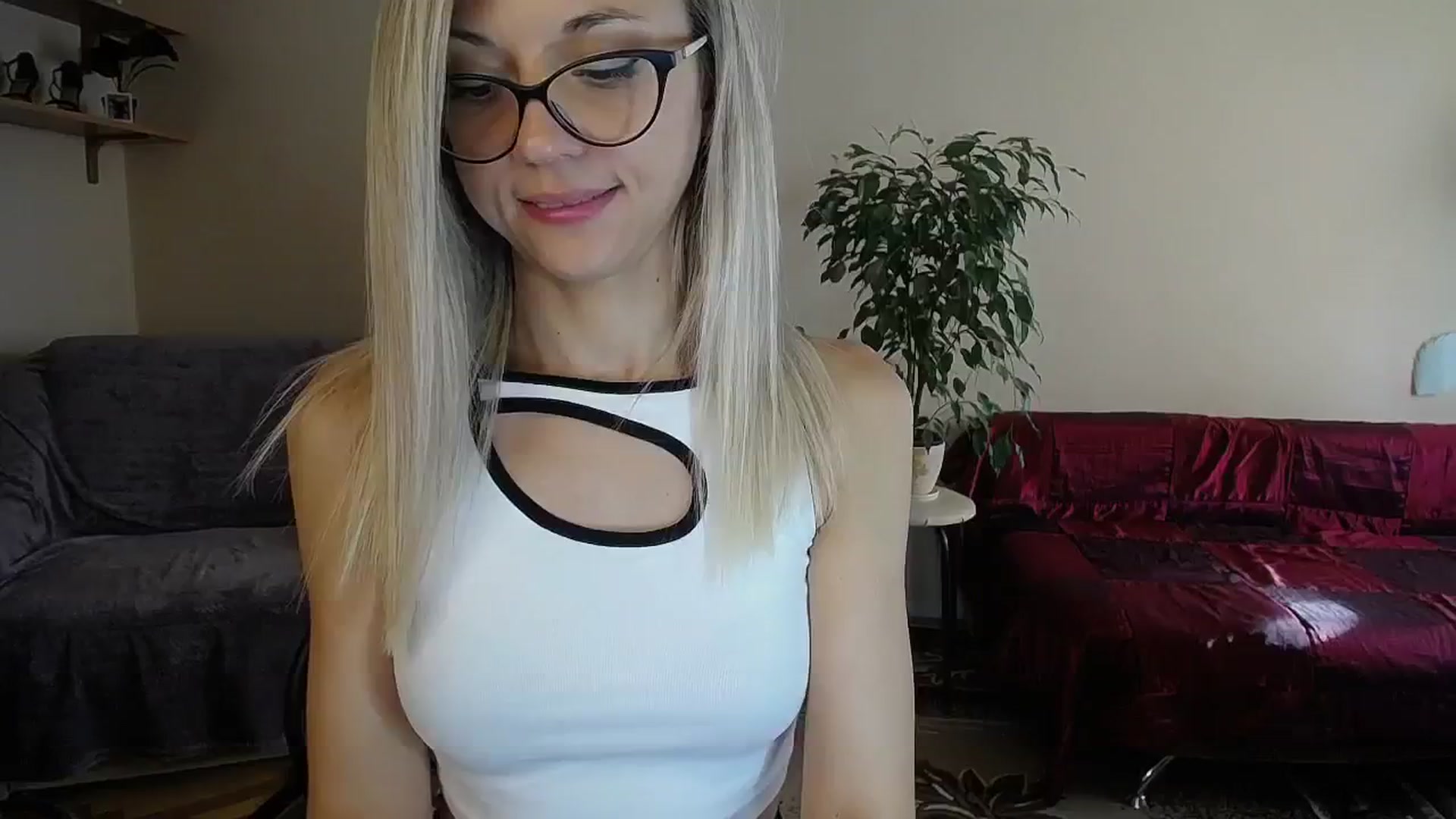 Gallery image thumbnail from Sunshine_alis's myfreecams stream on, 09/28/2024, 14:48 image 8 of 20