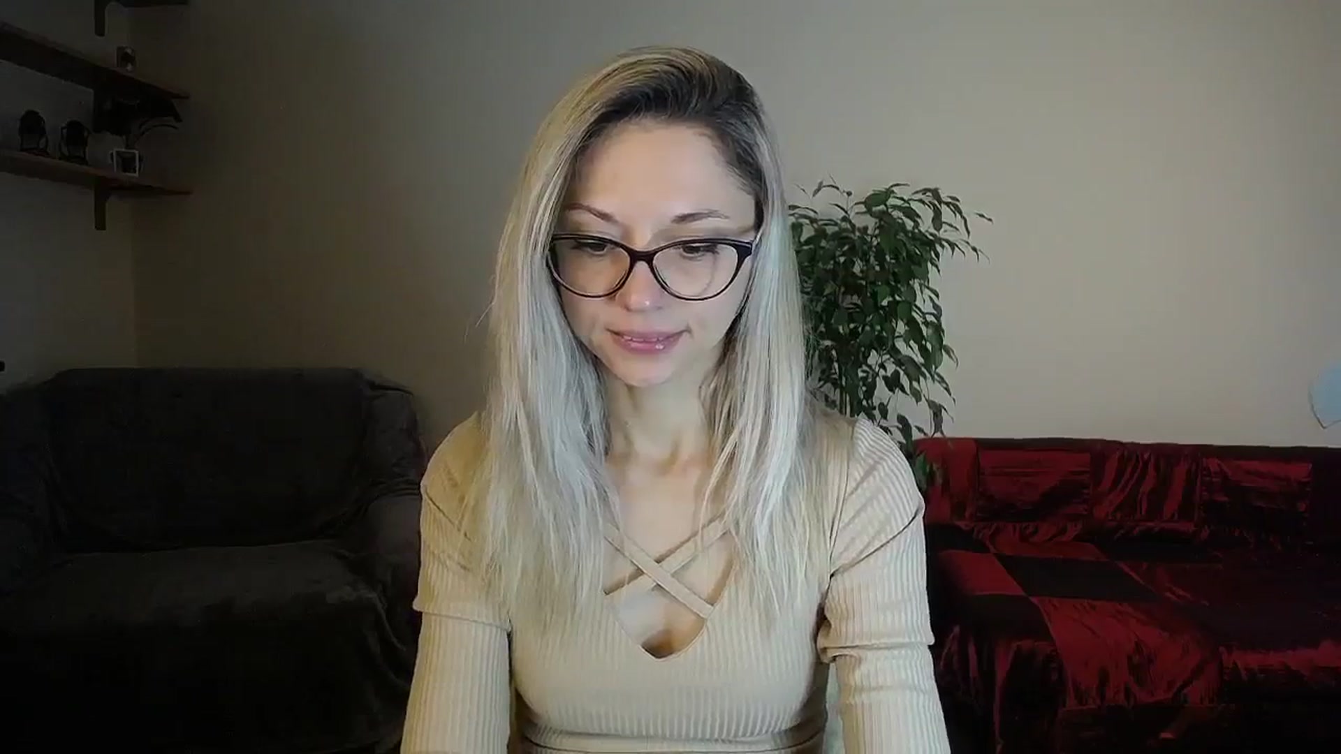 Gallery image thumbnail from Sunshine_alis's myfreecams stream on, 09/29/2024, 13:25 image 11 of 20