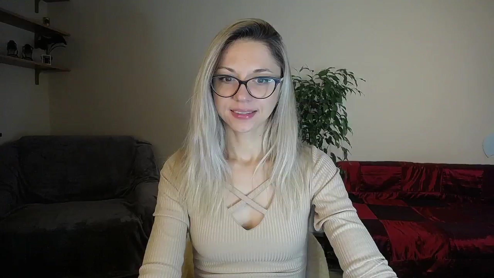 Gallery image thumbnail from Sunshine_alis's myfreecams stream on, 09/29/2024, 13:25 image 4 of 20