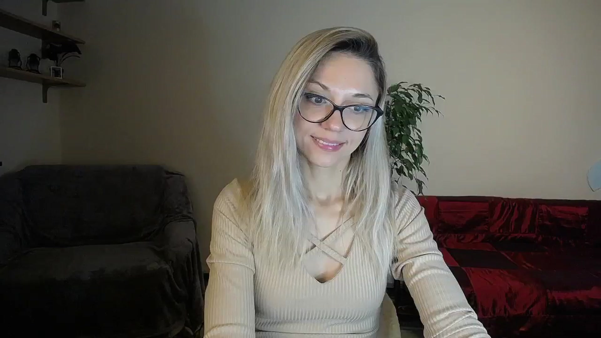 Gallery image thumbnail from Sunshine_alis's myfreecams stream on, 09/29/2024, 13:25 image 13 of 20