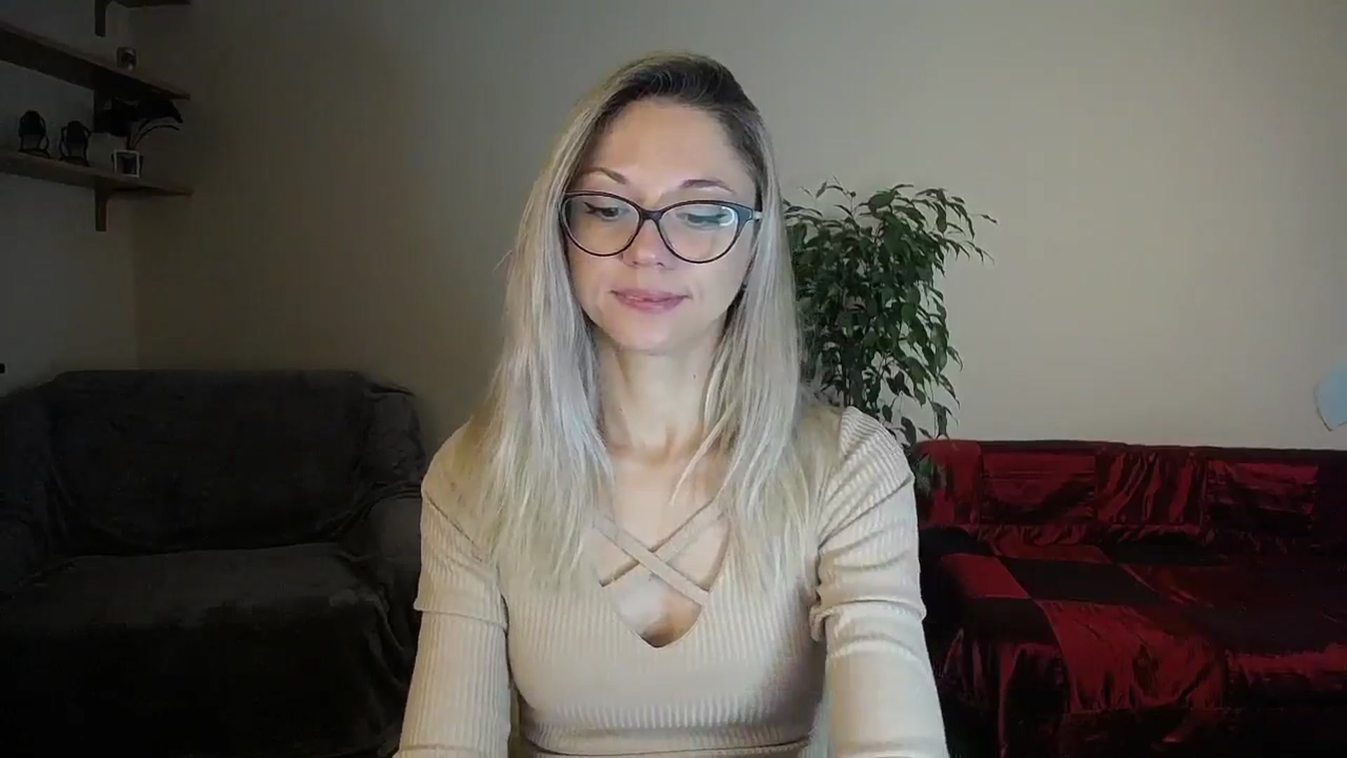 Gallery image thumbnail from Sunshine_alis's myfreecams stream on, 09/29/2024, 13:25 image 7 of 20