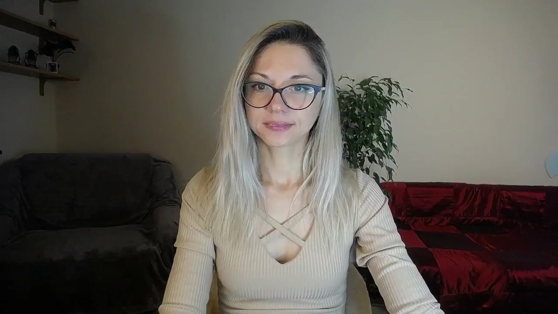 Gallery image thumbnail from Sunshine_alis's myfreecams stream on, 09/29/2024, 13:25 image 5 of 20