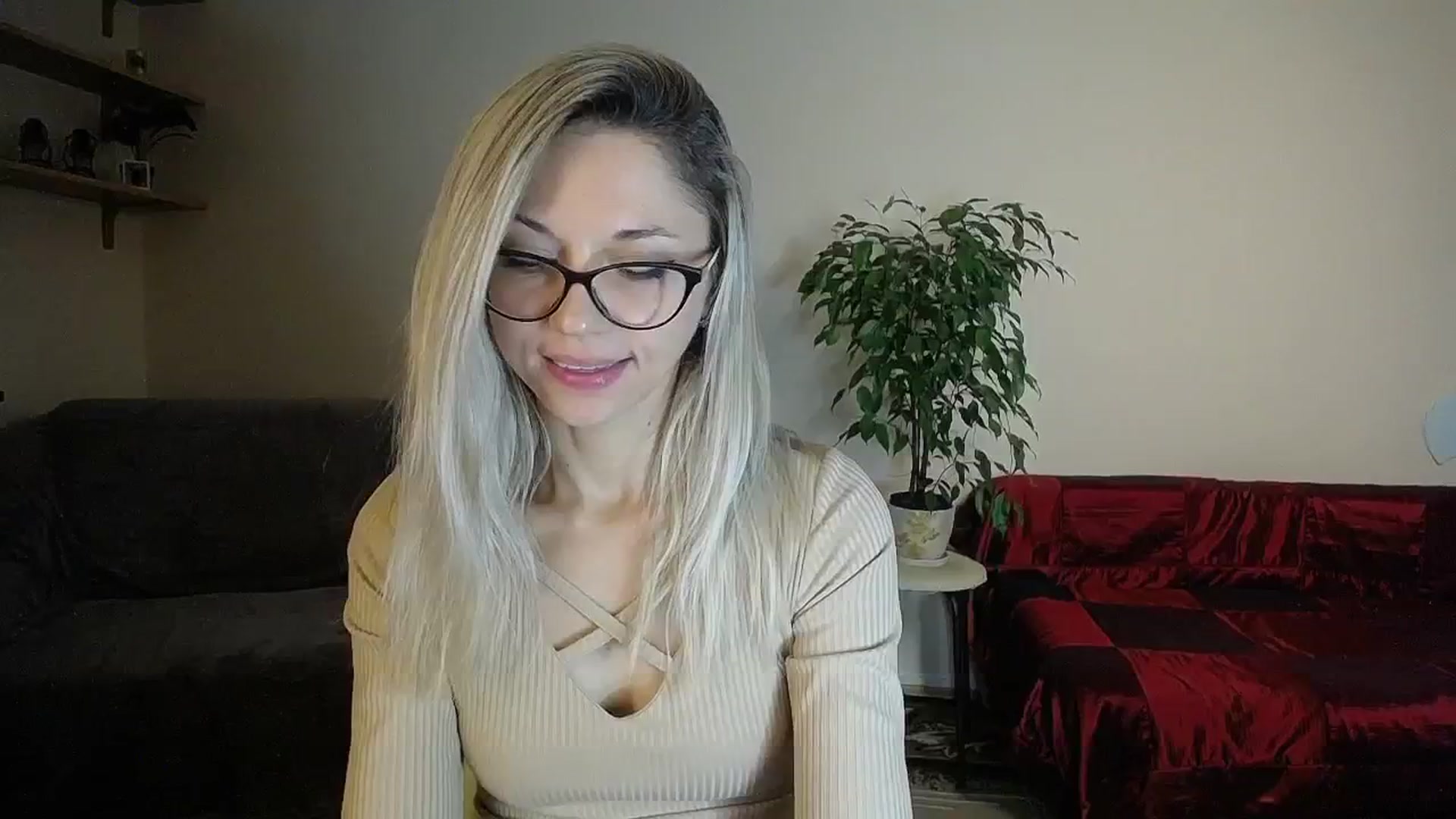 Gallery image thumbnail from Sunshine_alis's myfreecams stream on, 09/29/2024, 14:35 image 16 of 20