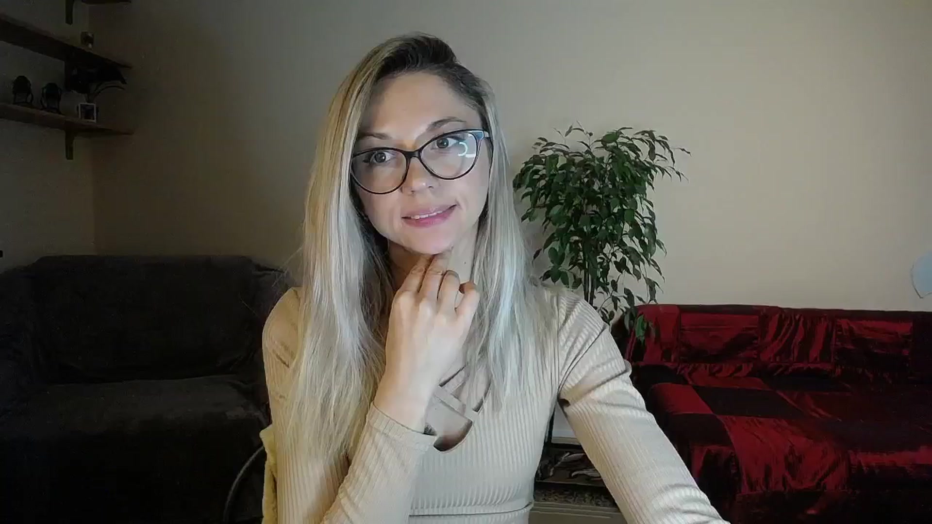 Gallery image thumbnail from Sunshine_alis's myfreecams stream on, 09/29/2024, 14:35 image 14 of 20
