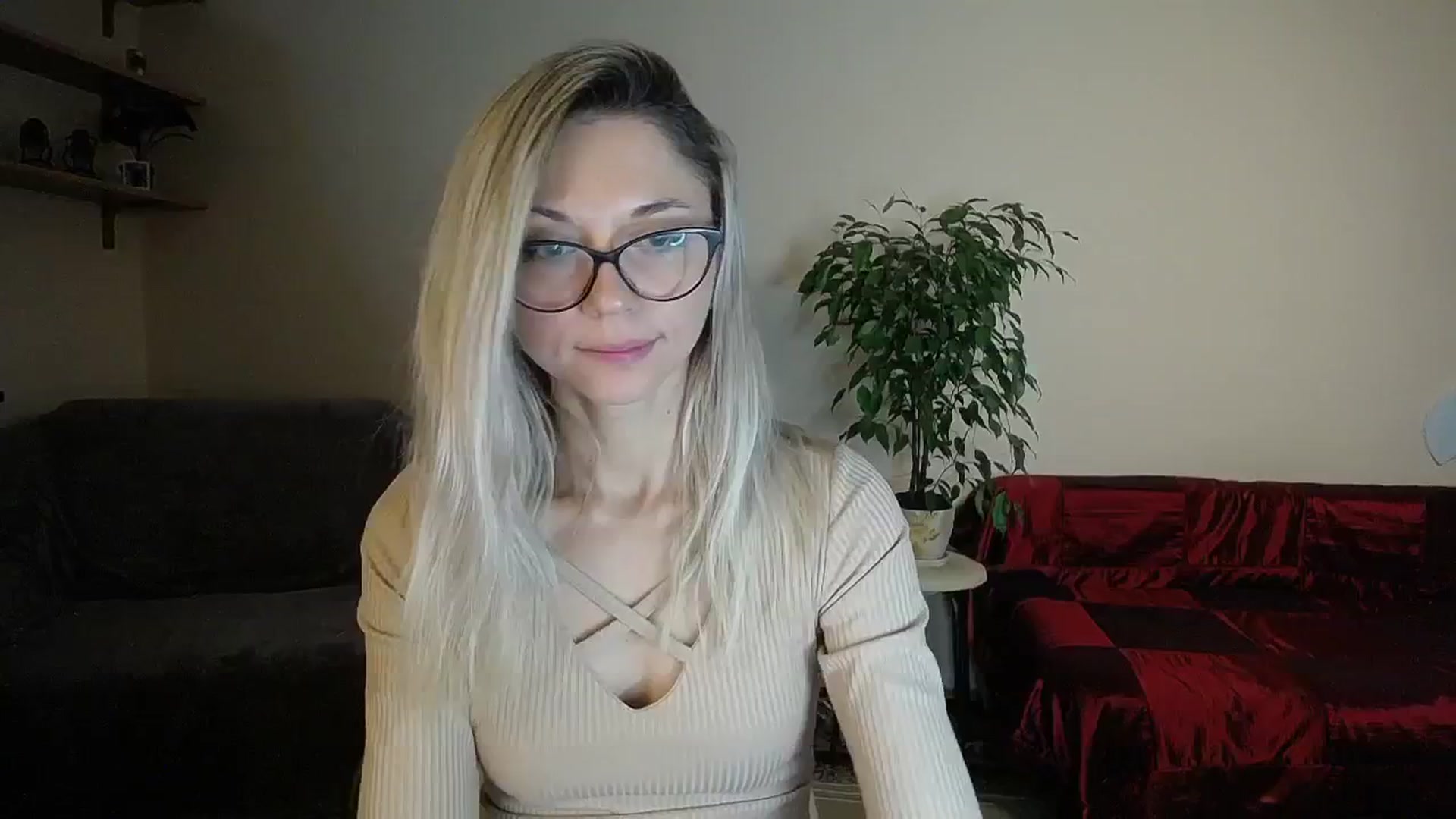 Gallery image thumbnail from Sunshine_alis's myfreecams stream on, 09/29/2024, 14:35 image 15 of 20