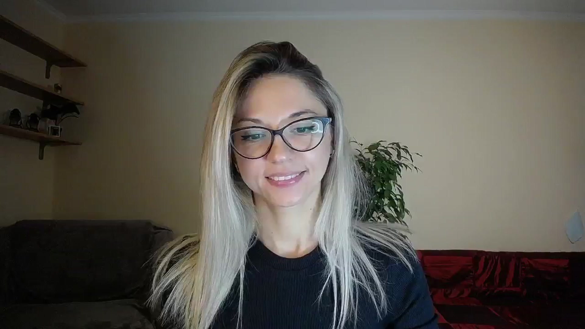 Gallery image thumbnail from Sunshine_alis's myfreecams stream on, 09/30/2024, 14:27 image 16 of 20