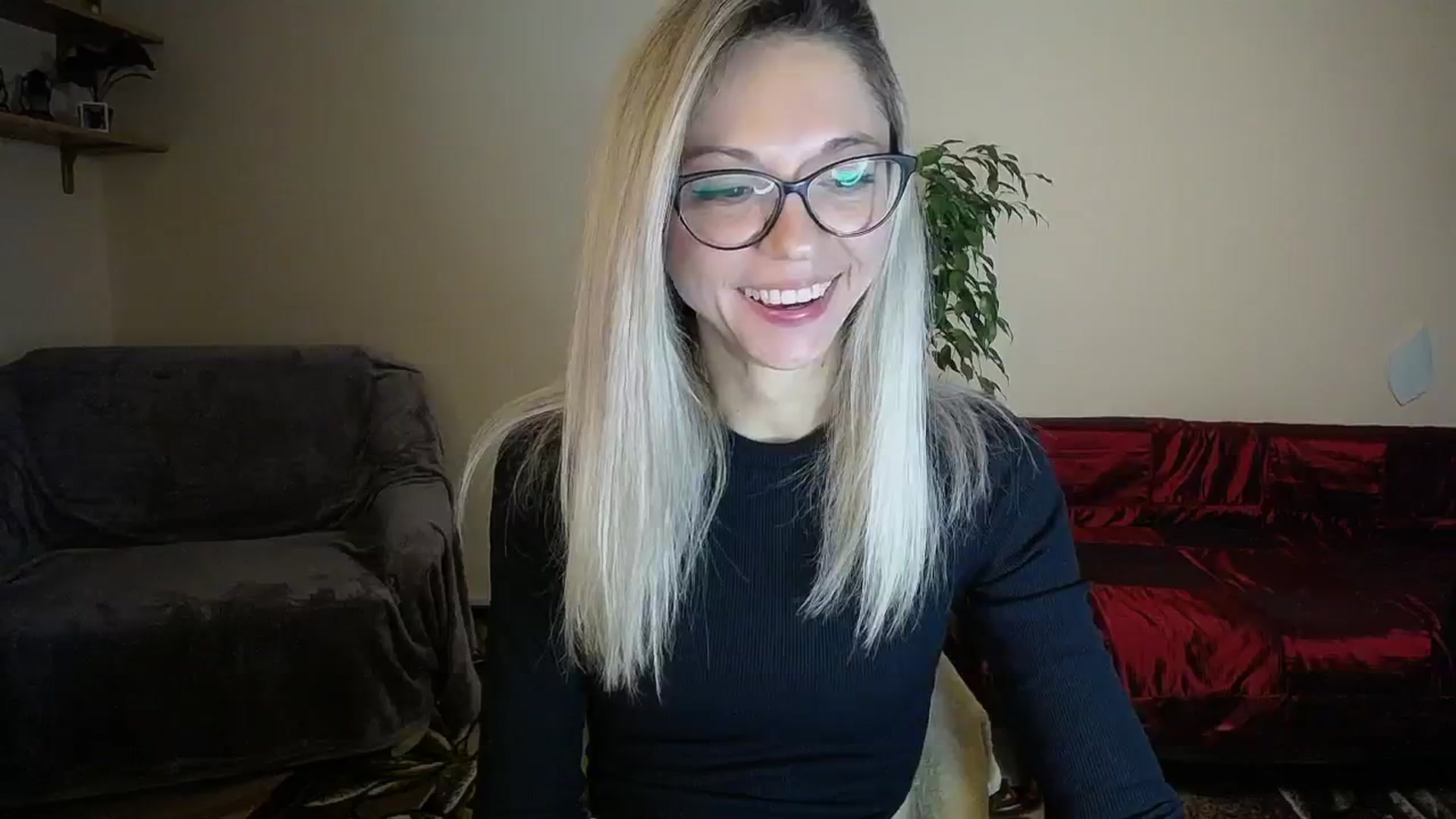 Gallery image thumbnail from Sunshine_alis's myfreecams stream on, 09/30/2024, 14:27 image 5 of 20