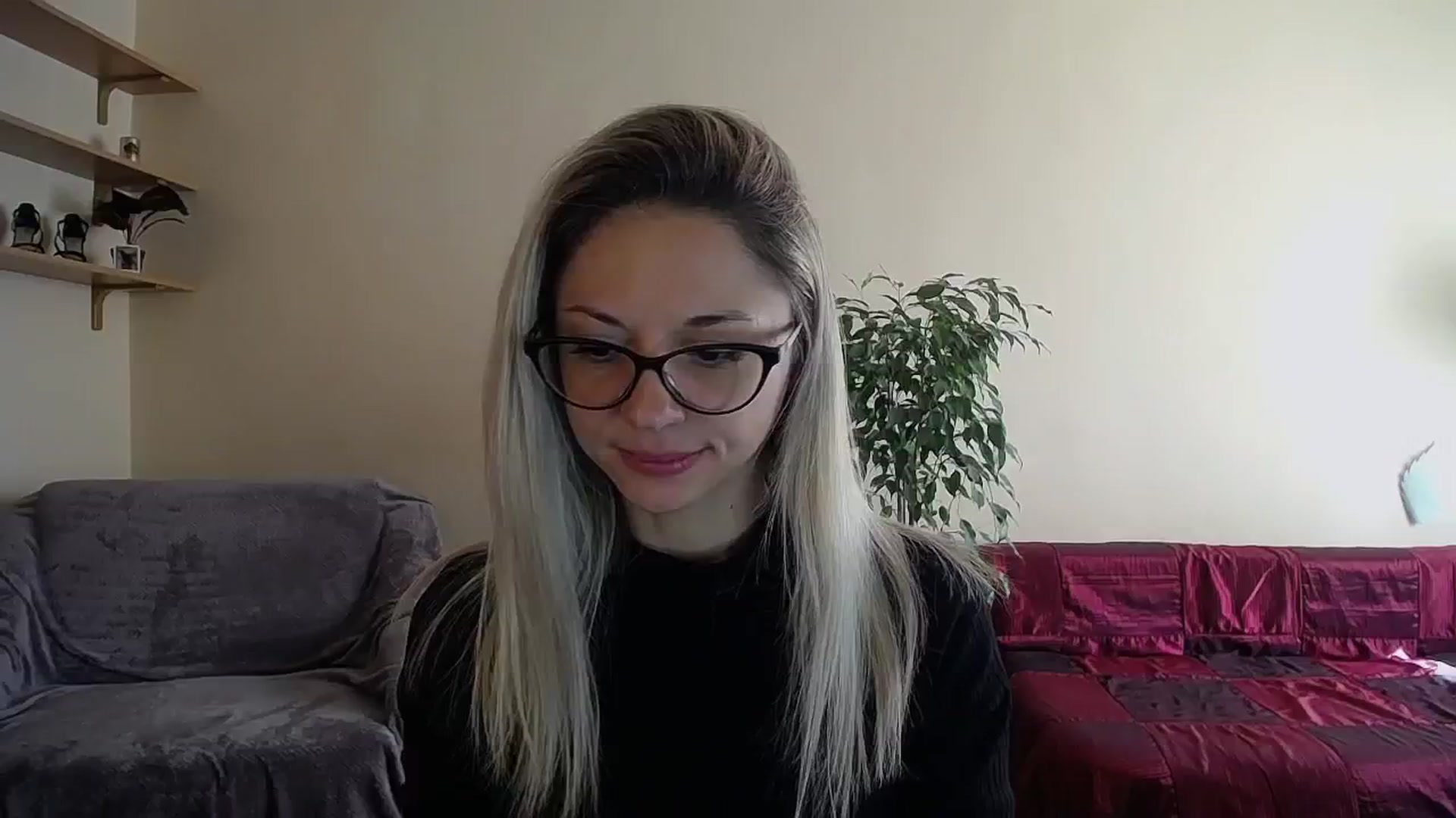 Gallery image thumbnail from Sunshine_alis's myfreecams stream on, 10/02/2024, 13:09 image 8 of 20